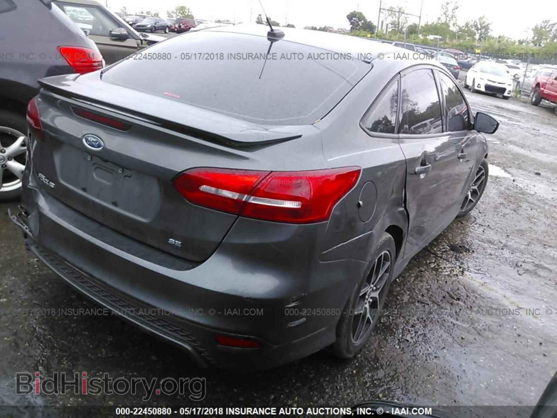 2015 Ford Focus - VIN: 1FADP3F23FL310910 - Фото 4