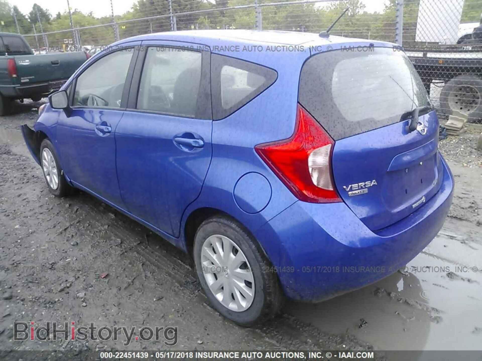 2015 Nissan Versa note - VIN: 3N1CE2CP8FL366497 - Фото 3