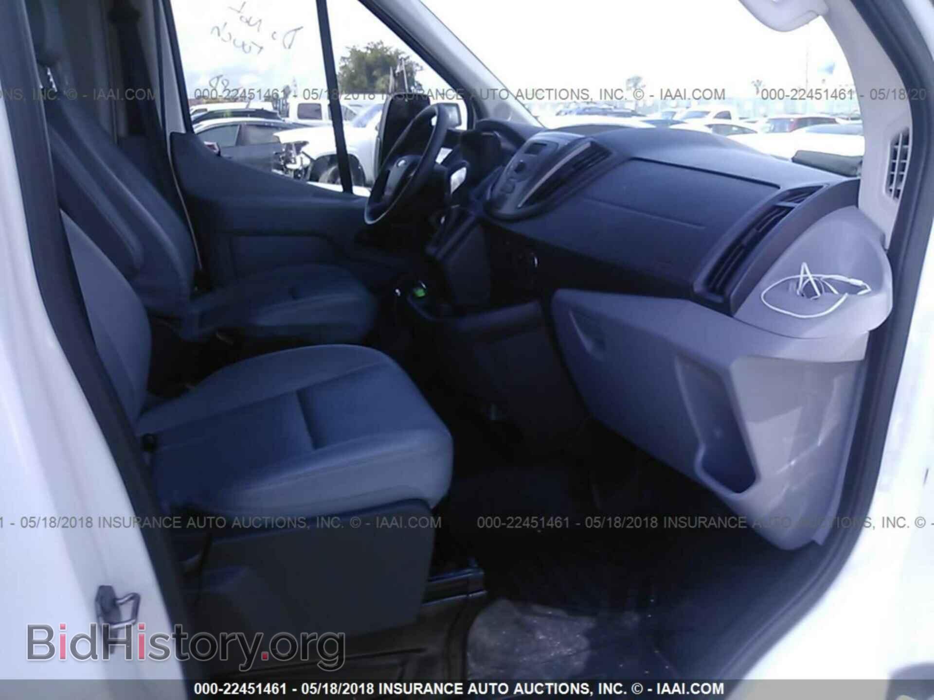 2017 Ford Transit - VIN: 1FTYR1CM8HKA13639 - Photo 5