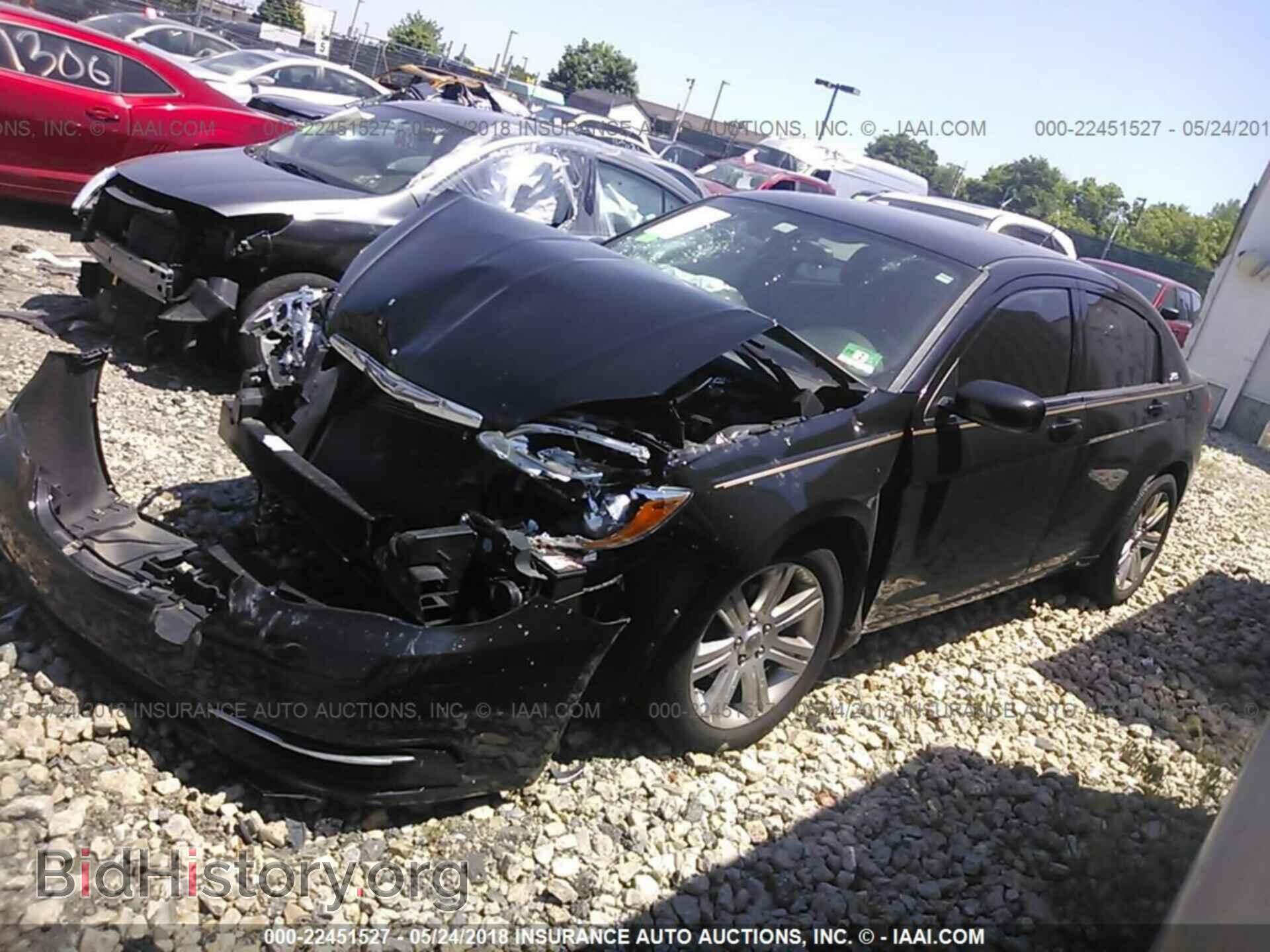2012 Chrysler 200 - VIN: 1C3CCBBB7CN287900 - Фото 2