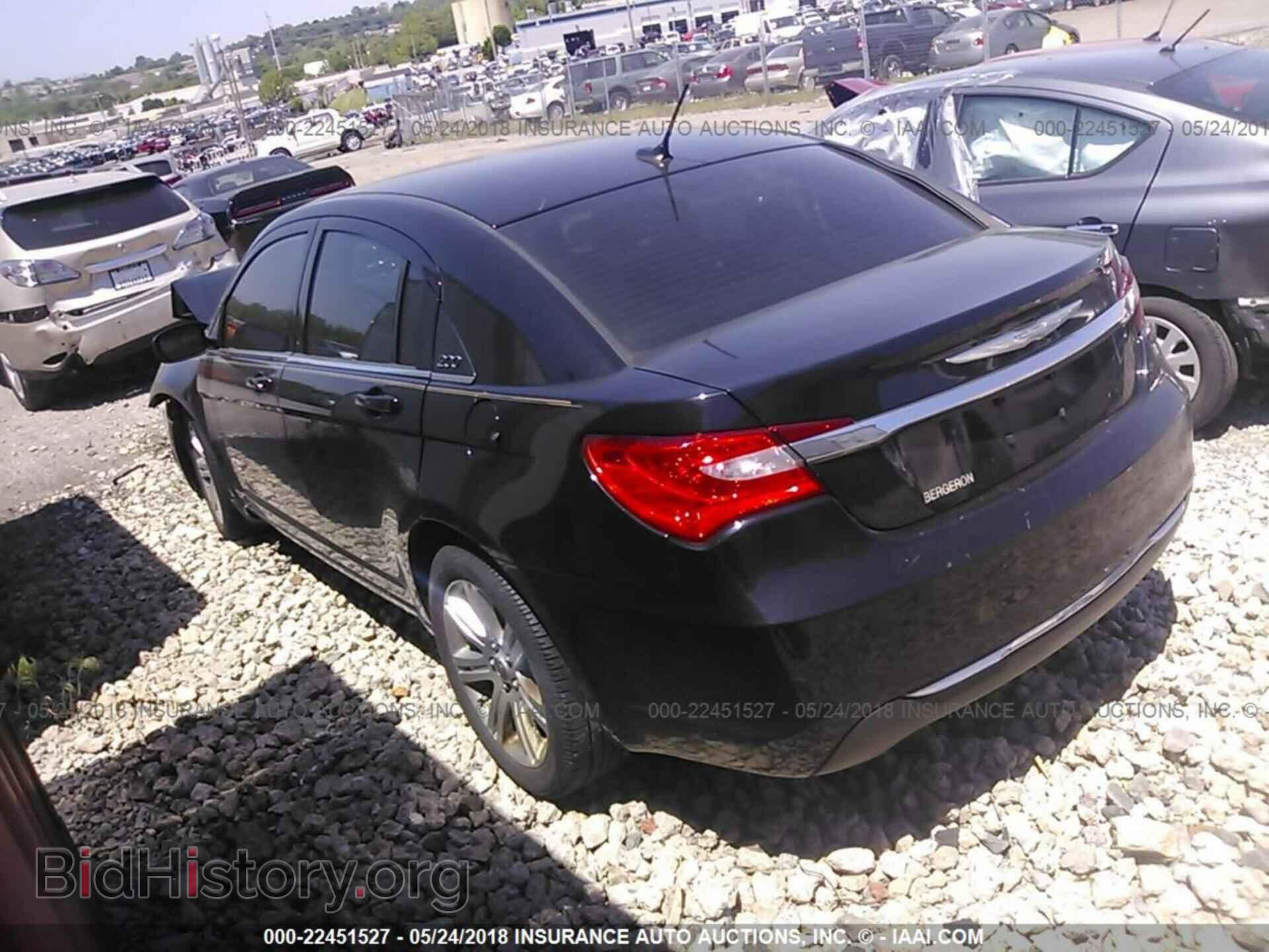 2012 Chrysler 200 - VIN: 1C3CCBBB7CN287900 - Фото 3