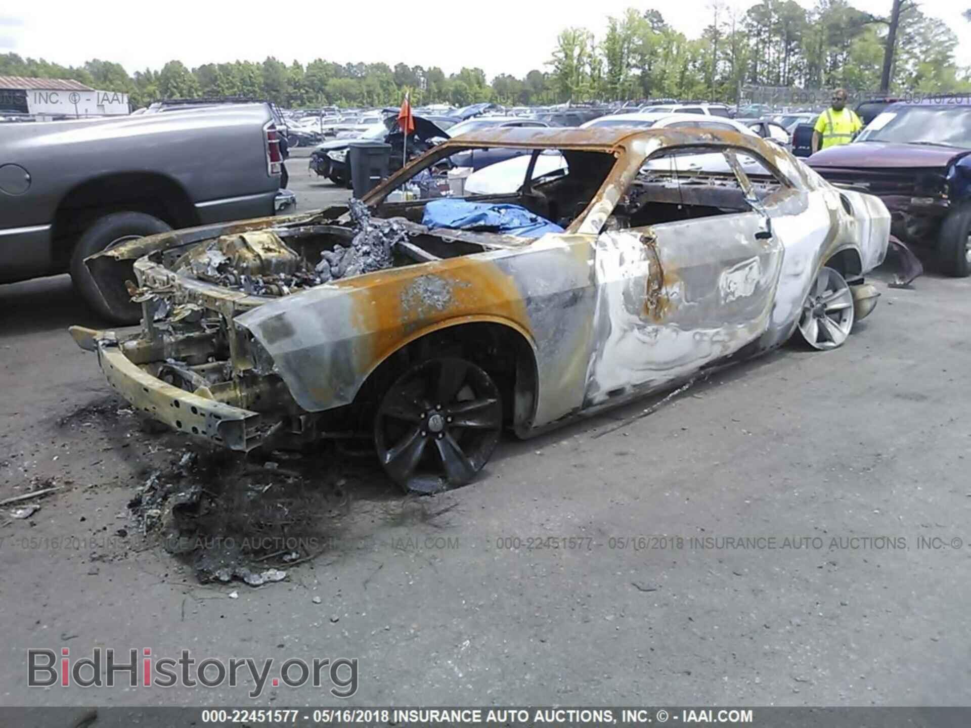 2017 Dodge Challenger - VIN: 2C3CDZAG4HH640774 - Photo 2