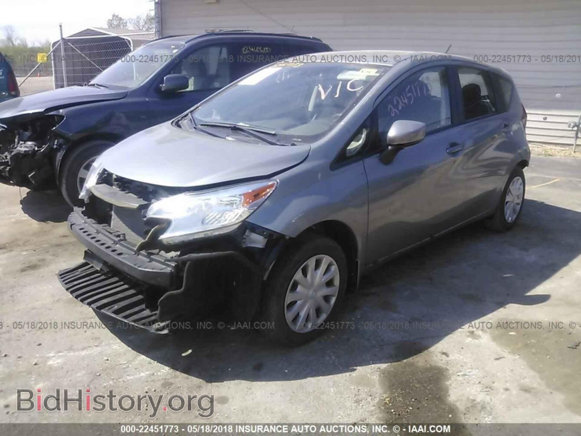 2015 Nissan Versa note - VIN: 3N1CE2CP0FL364887 - Фото 2