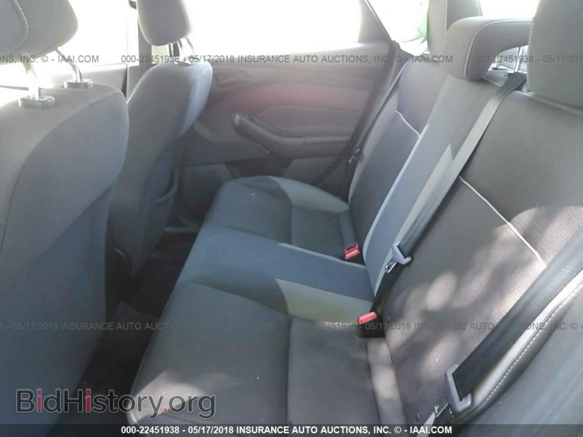 2012 Ford Focus - VIN: 1FAHP3F23CL340101 - Фото 8