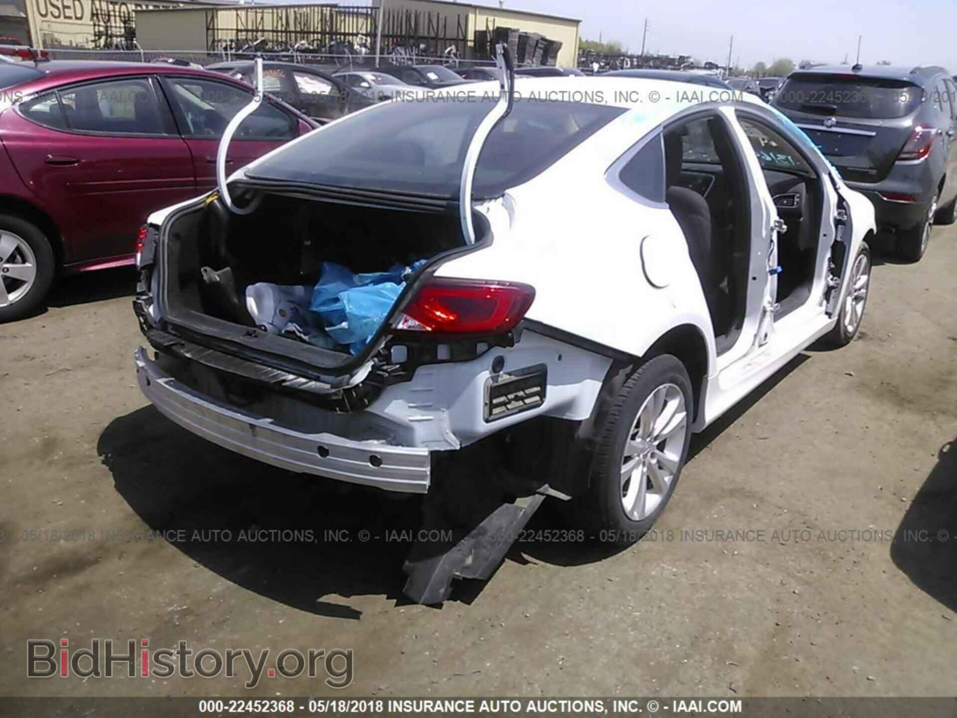2016 Chrysler 200 - VIN: 1C3CCCAB4GN131648 - Фото 4