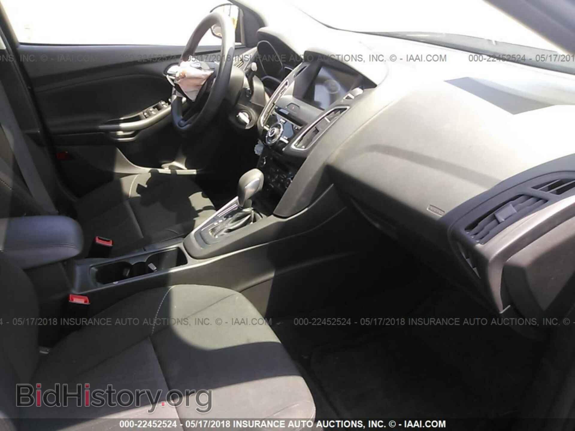 2017 Ford Focus - VIN: 1FADP3H22HL257939 - Фото 5