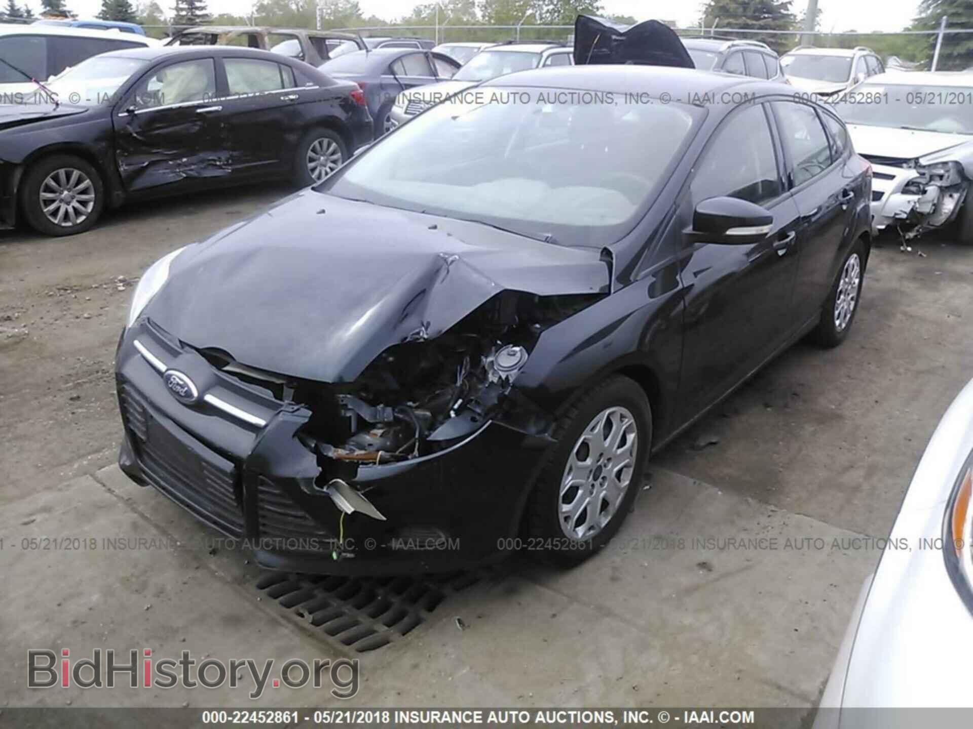 2014 Ford Focus - VIN: 1FADP3K26EL100676 - Фото 2