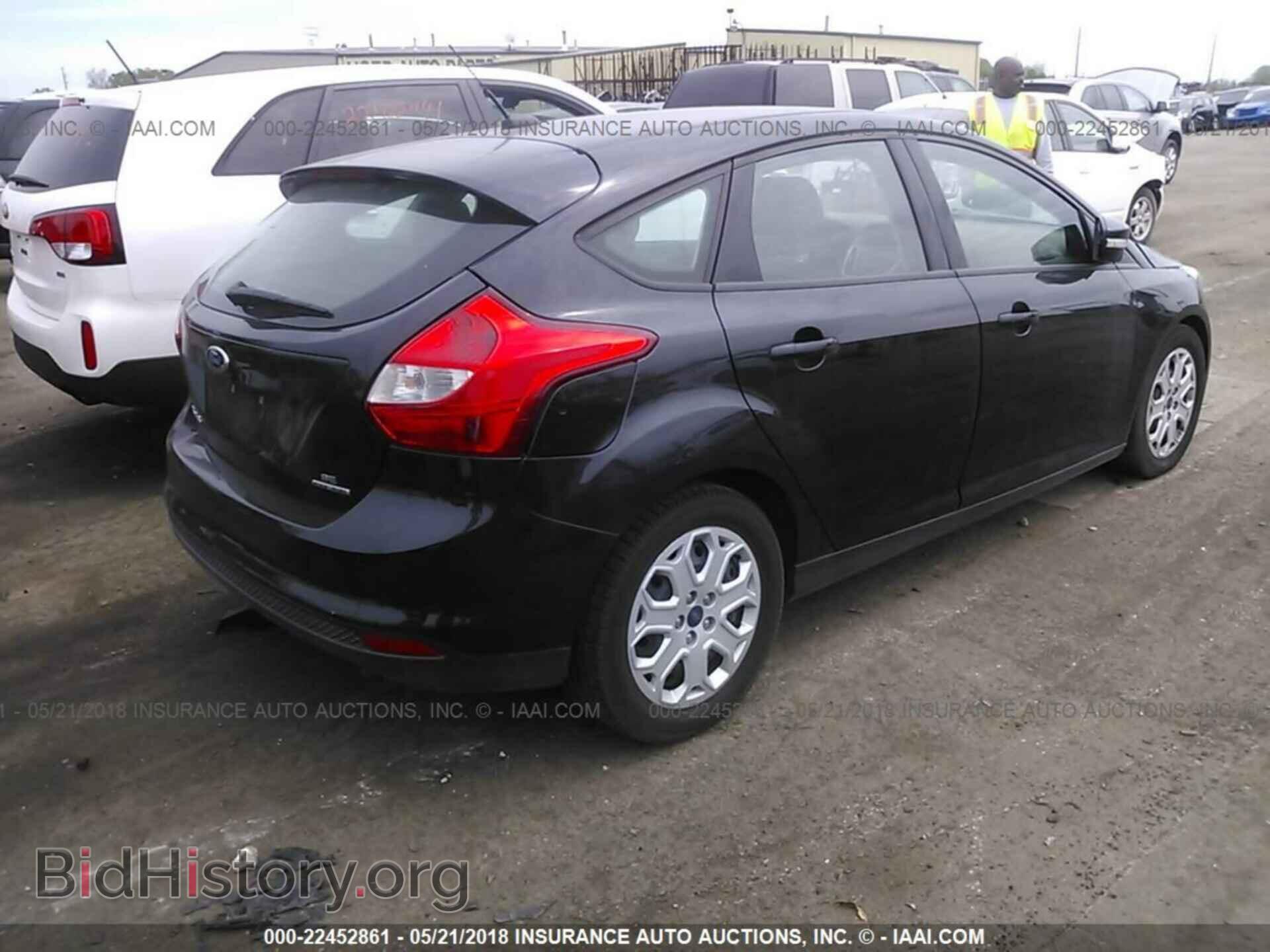 2014 Ford Focus - VIN: 1FADP3K26EL100676 - Фото 4