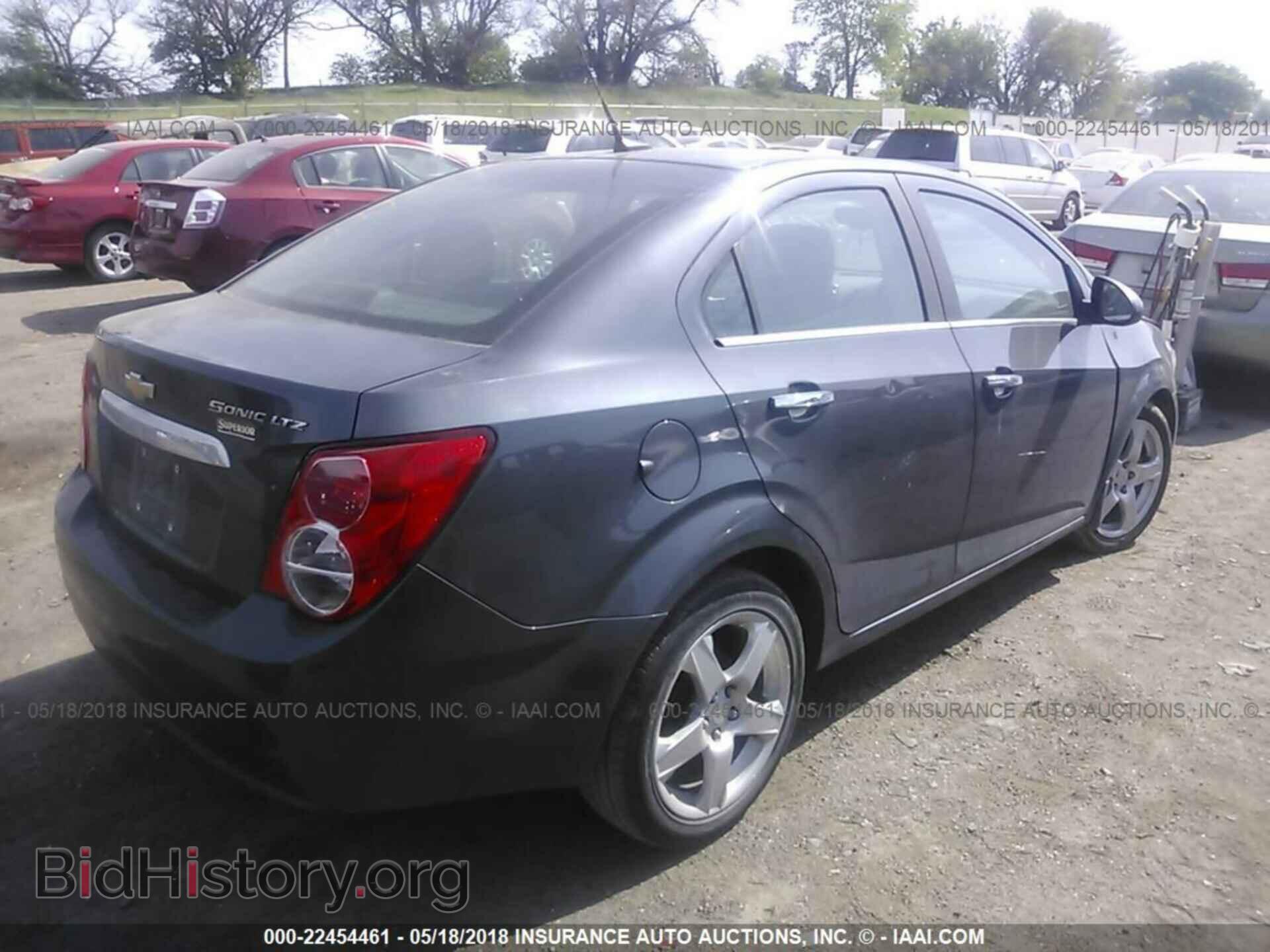 2012 Chevrolet Sonic - VIN: 1G1JE5SH5C4193743 - Фото 4