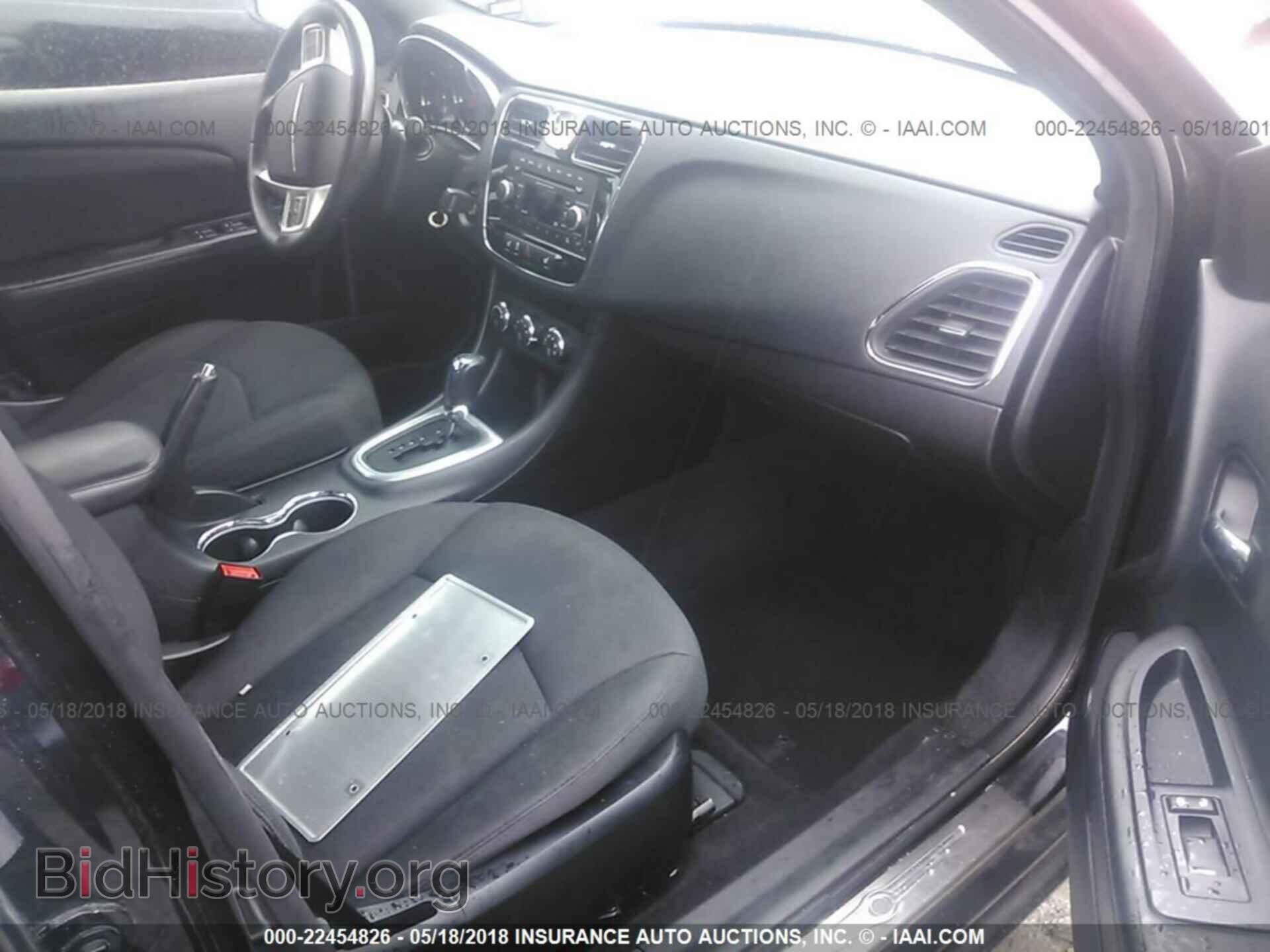 2013 Chrysler 200 - VIN: 1C3CCBBBXDN577775 - Photo 5