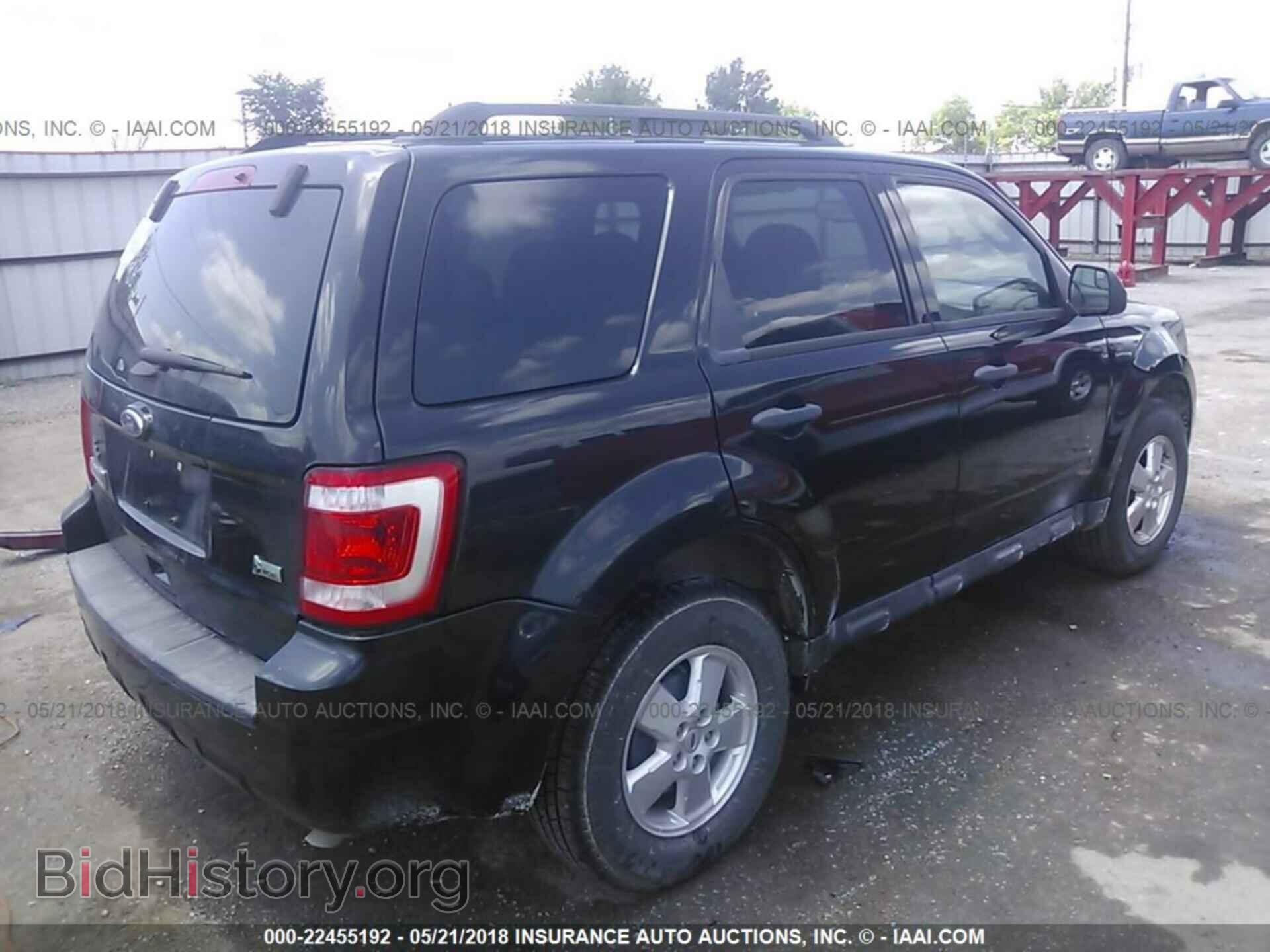 2011 Ford Escape - VIN: 1FMCU0DG4BKC51079 - Photo 4