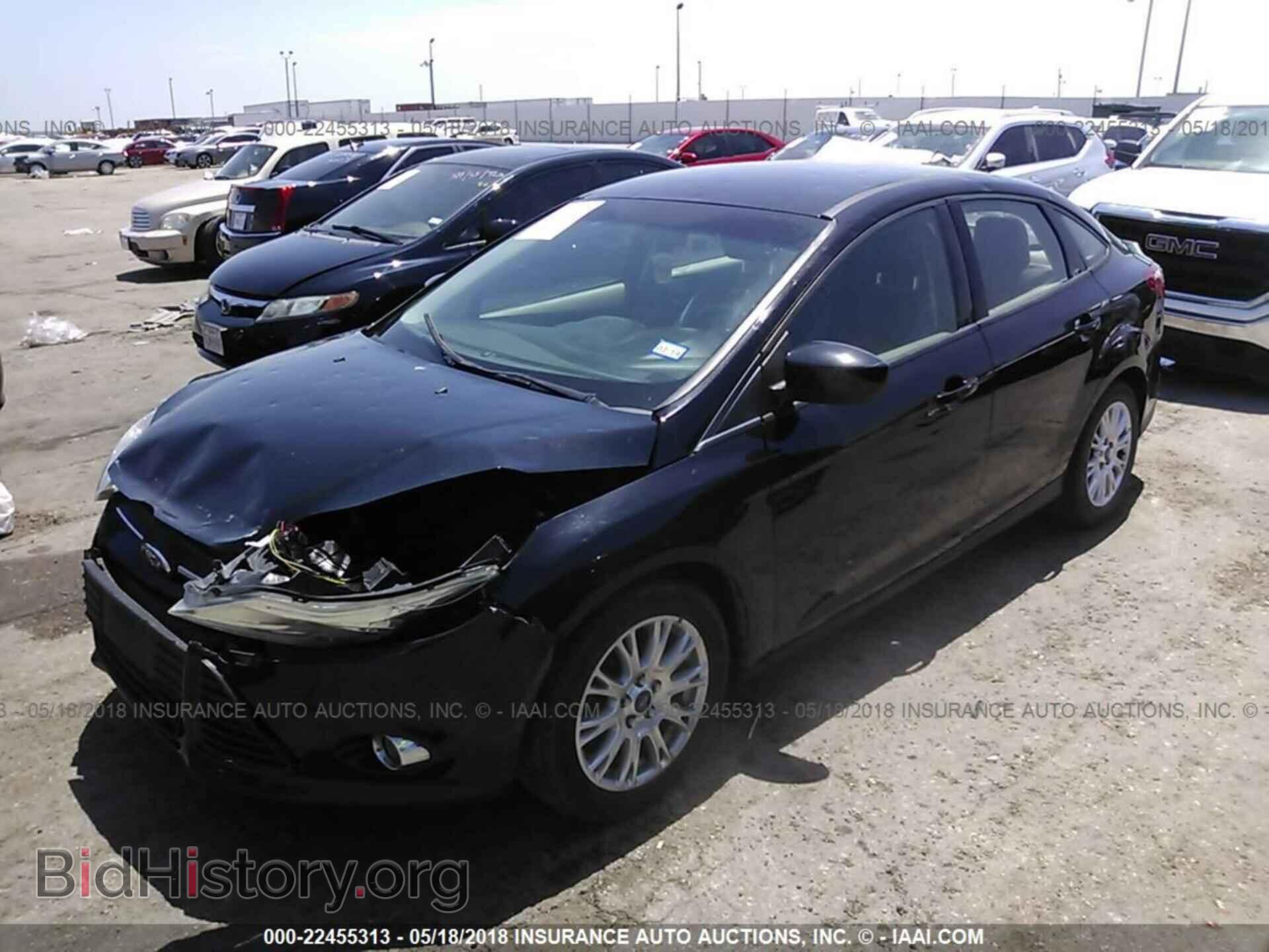 2012 Ford Focus - VIN: 1FAHP3F20CL458297 - Фото 2