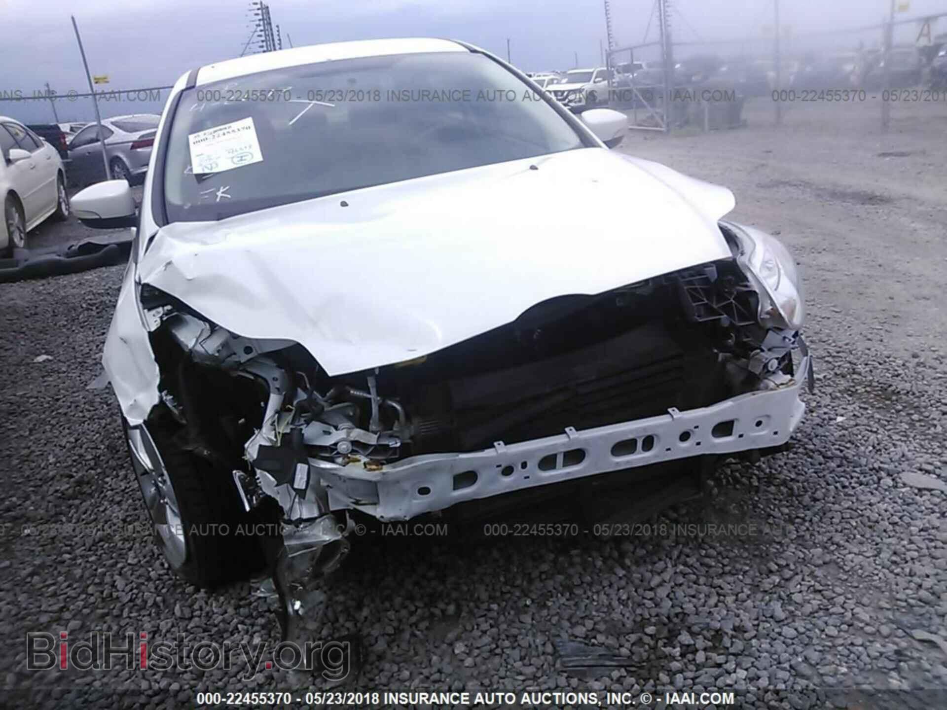 2014 Ford Focus - VIN: 1FADP3F22EL135404 - Photo 6