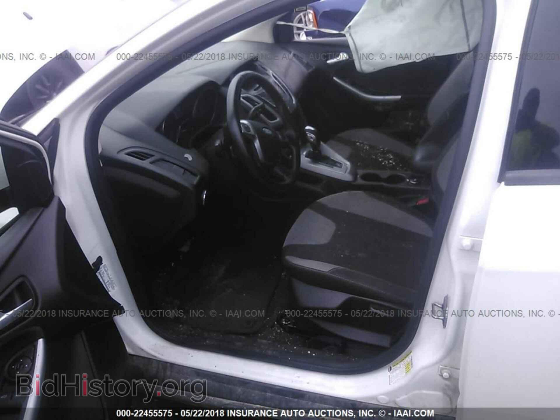 2012 Ford Focus - VIN: 1FAHP3F21CL427110 - Photo 5