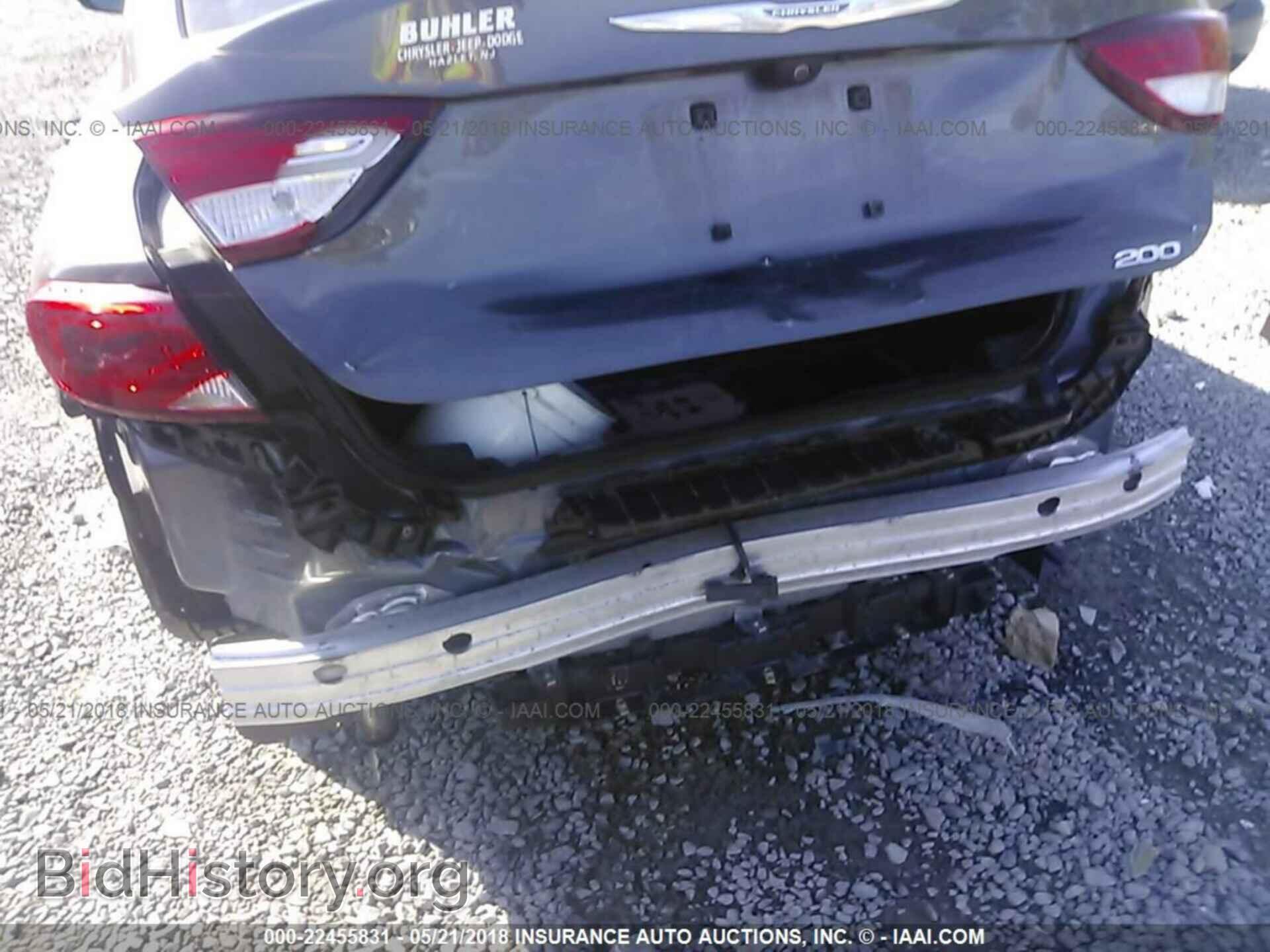 2015 Chrysler 200 - VIN: 1C3CCCAB7FN641829 - Photo 6