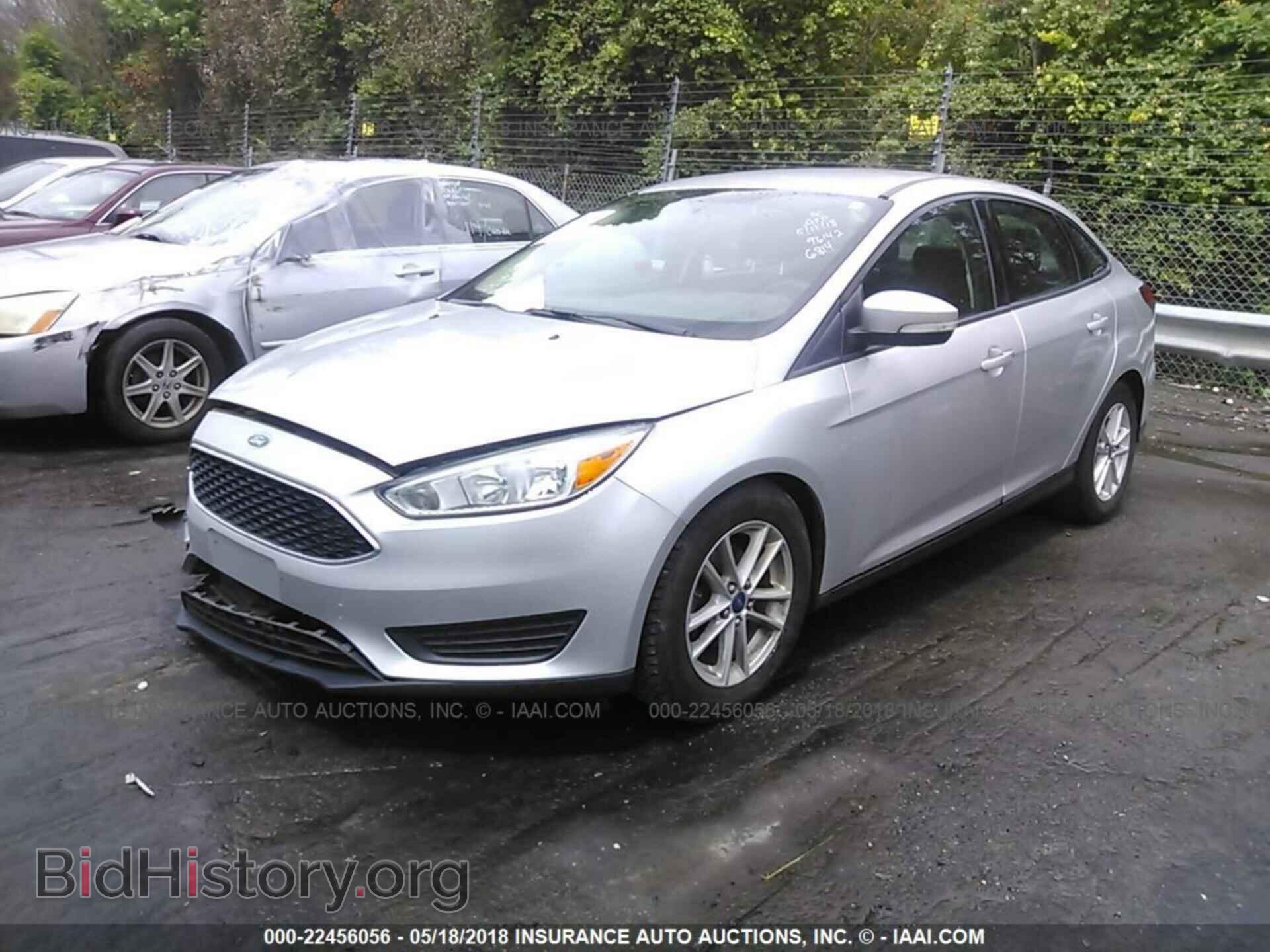 2015 Ford Focus - VIN: 1FADP3F22FL206814 - Photo 2