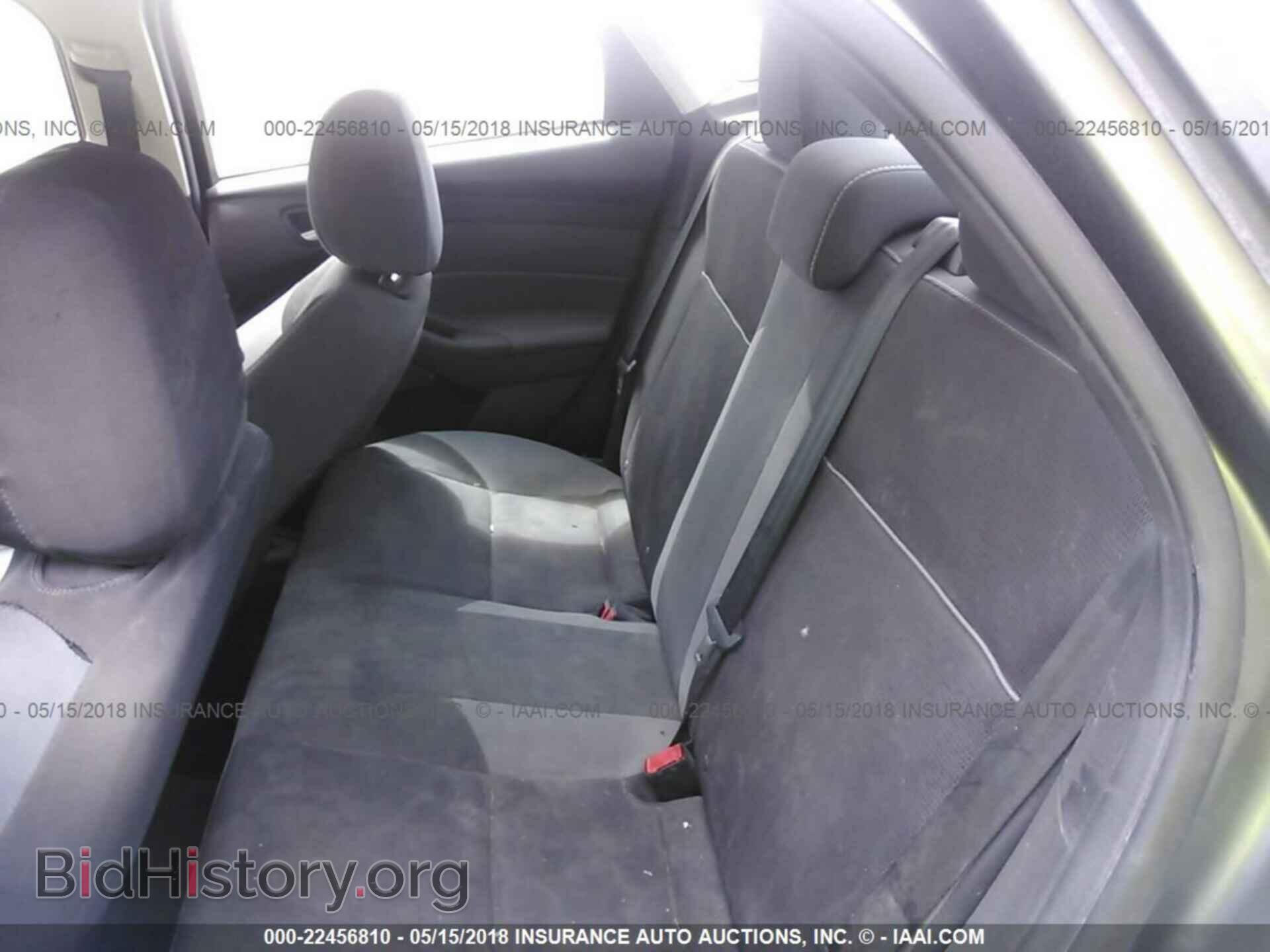 2014 Ford Focus - VIN: 1FADP3F26EL174805 - Photo 8