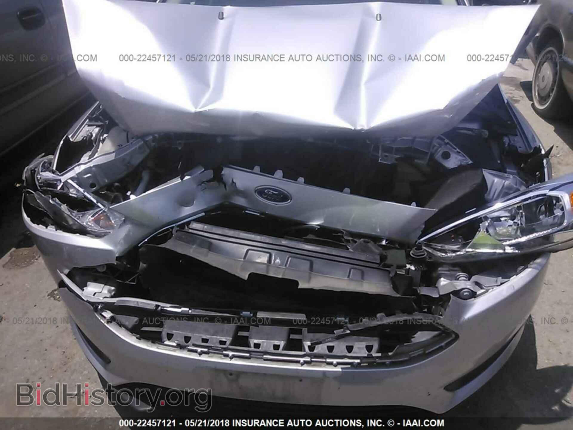 2016 Ford Focus - VIN: 1FADP3F27GL277394 - Photo 6