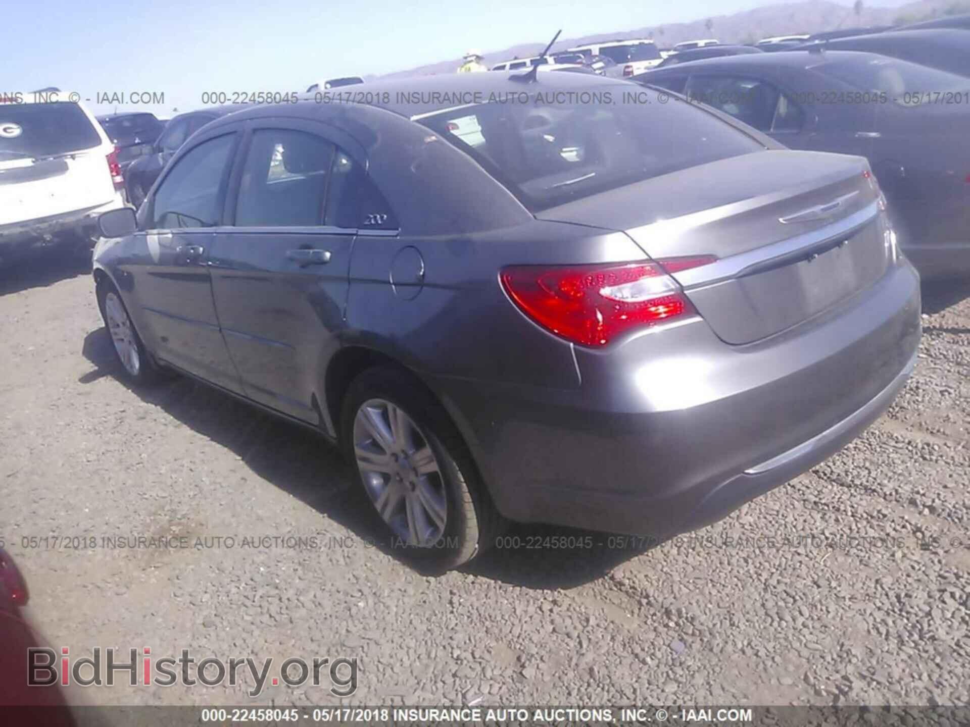 2012 Chrysler 200 - VIN: 1C3CCBAB0CN317112 - Фото 3