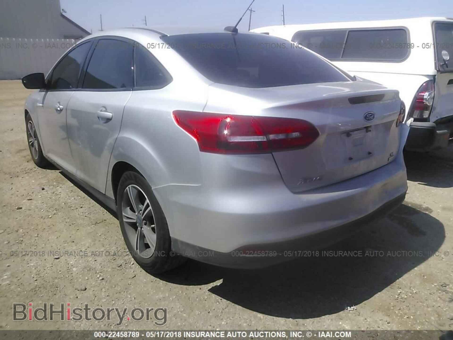 2017 Ford Focus - VIN: 1FADP3FE0HL307623 - Фото 3