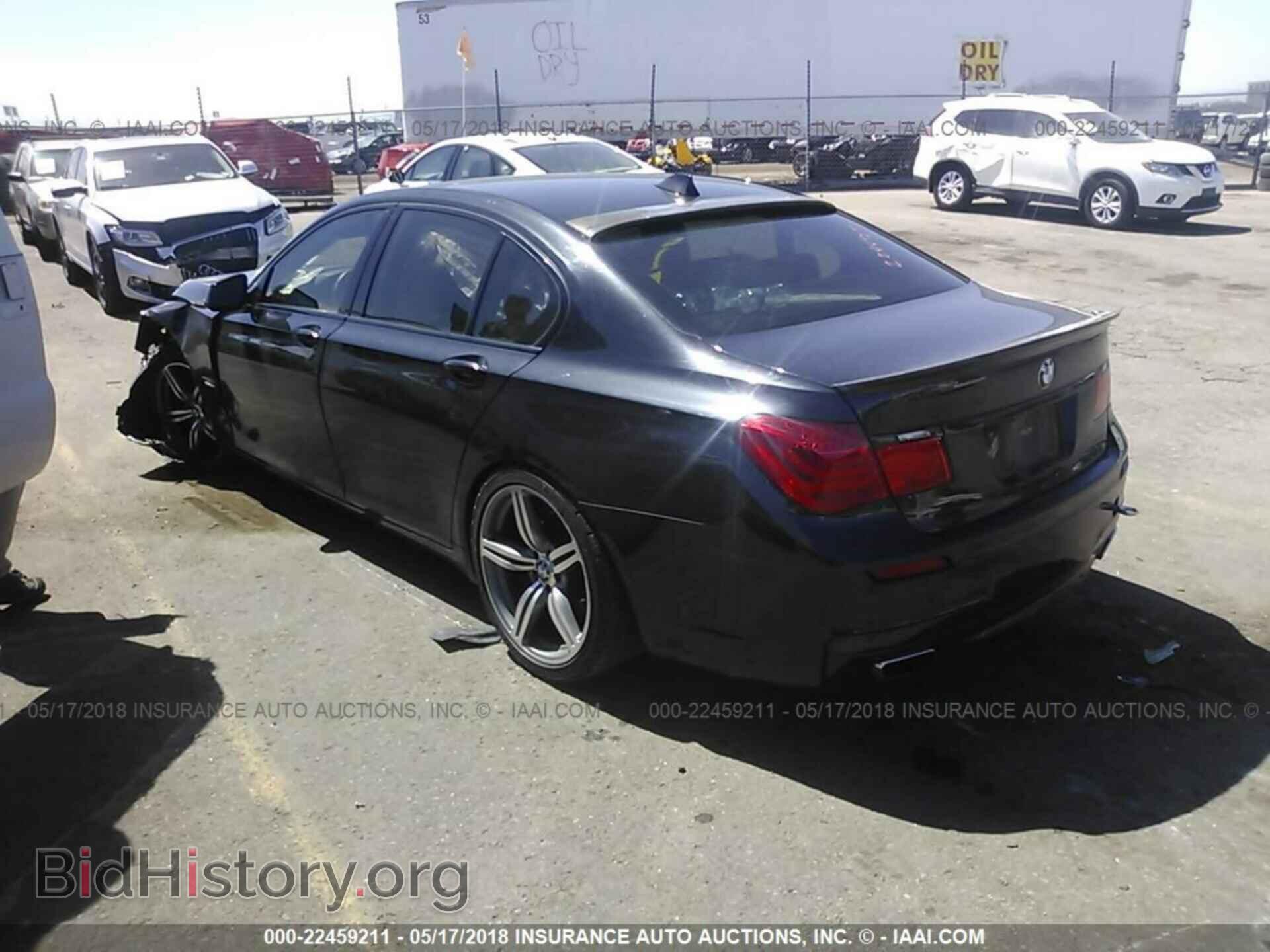 2012 Bmw 750 - VIN: WBAKA8C53CCY37594 - Фото 3