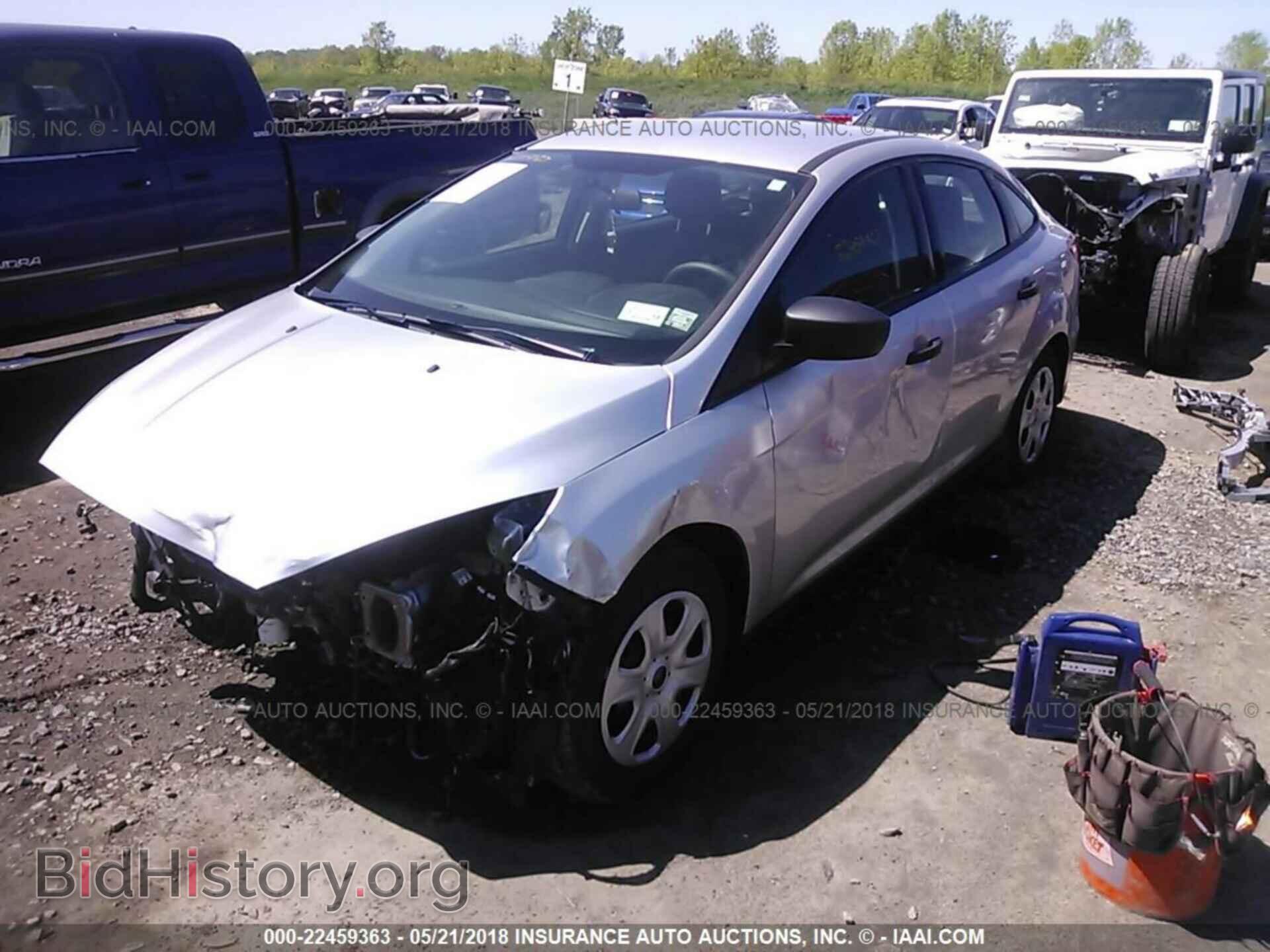 2017 Ford Focus - VIN: 1FADP3E21HL281282 - Фото 2