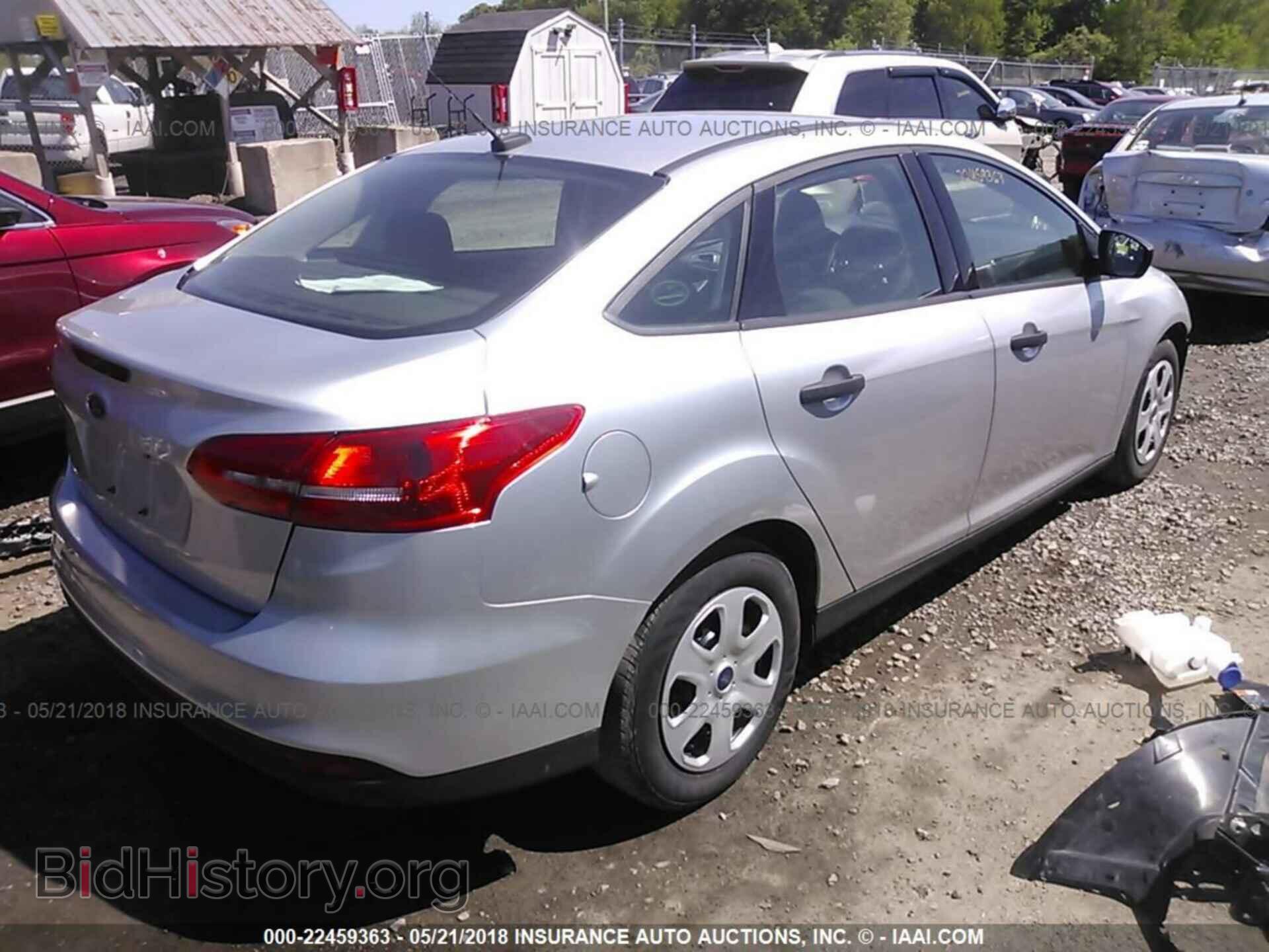 2017 Ford Focus - VIN: 1FADP3E21HL281282 - Фото 4
