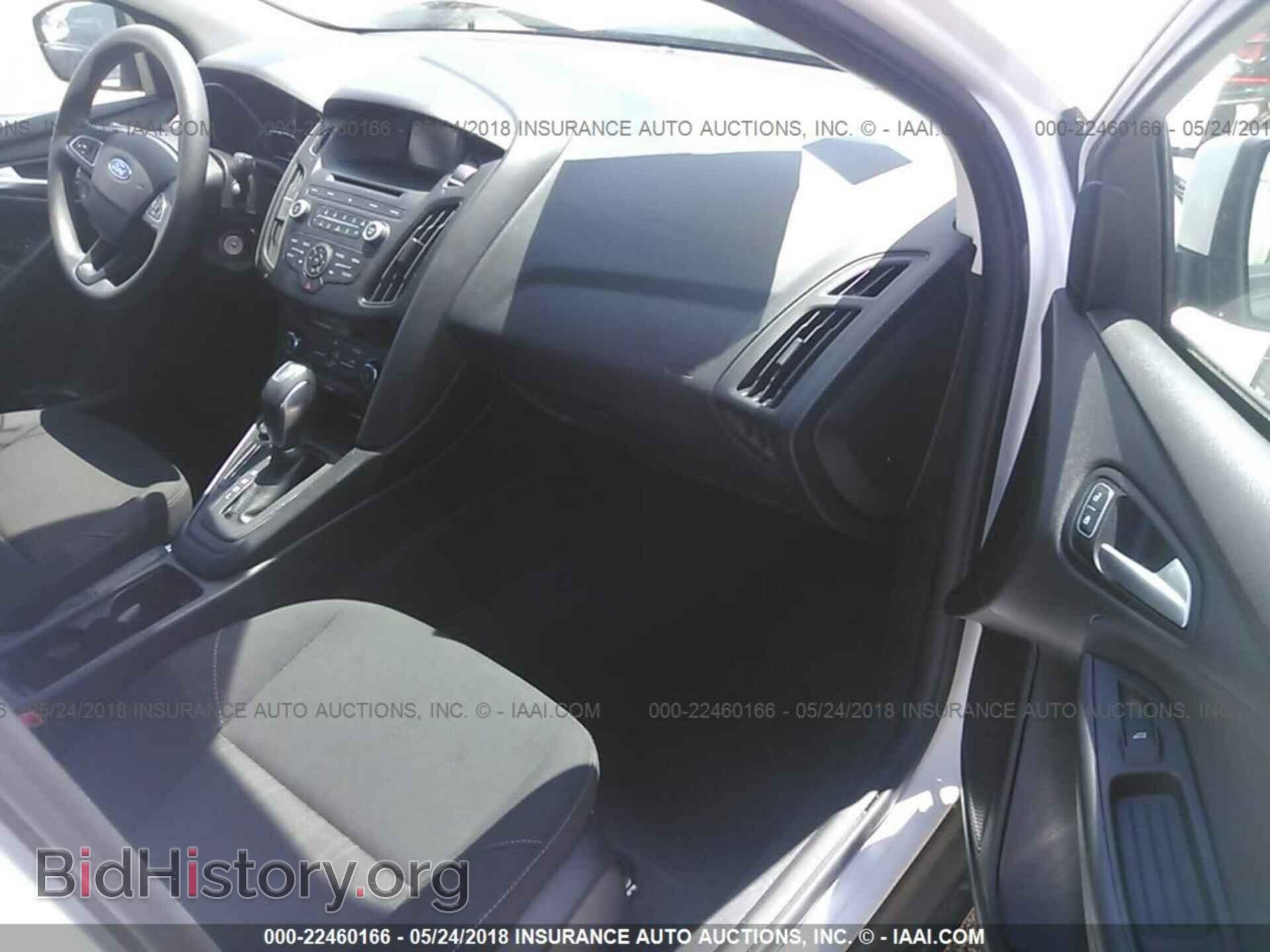2016 Ford Focus - VIN: 1FADP3F27GL347704 - Фото 5