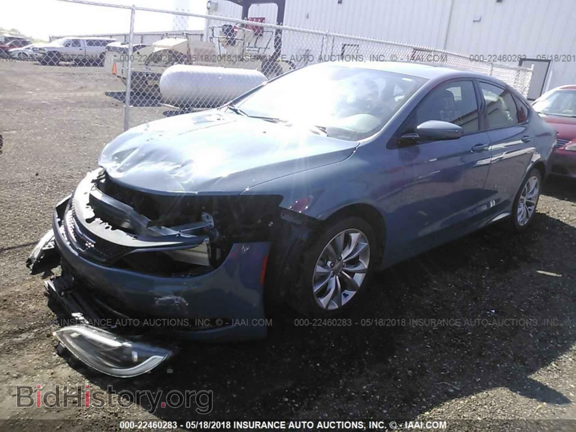 2015 Chrysler 200 - VIN: 1C3CCCBBXFN682695 - Photo 2
