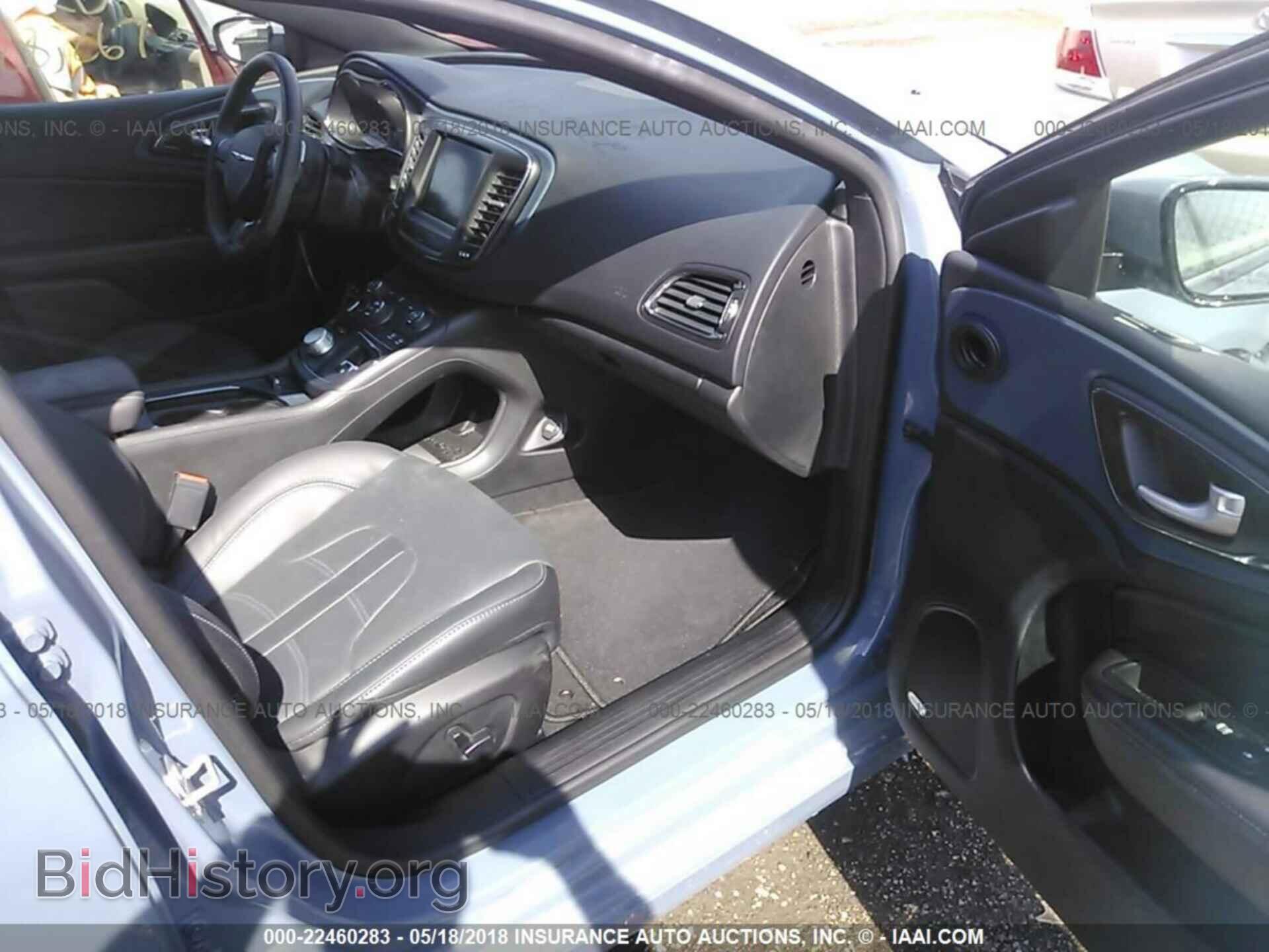 2015 Chrysler 200 - VIN: 1C3CCCBBXFN682695 - Photo 5