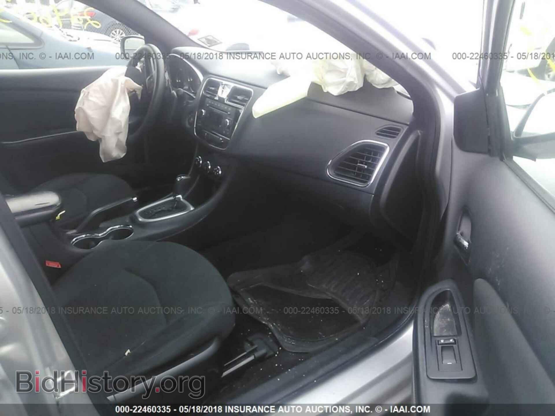 2012 Chrysler 200 - VIN: 1C3CCBAB3CN100458 - Фото 5