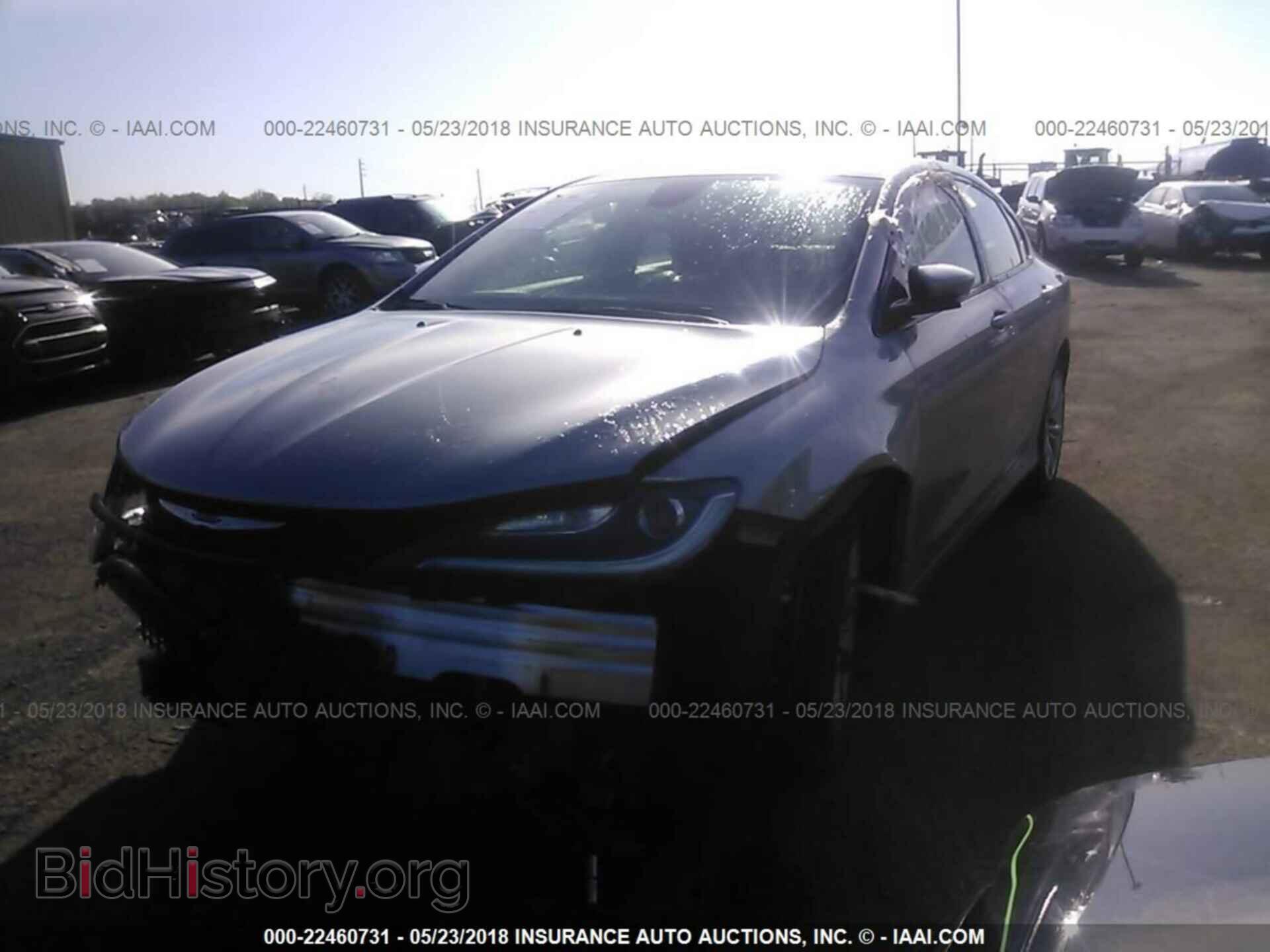 2015 Chrysler 200 - VIN: 1C3CCCBG1FN727745 - Photo 2