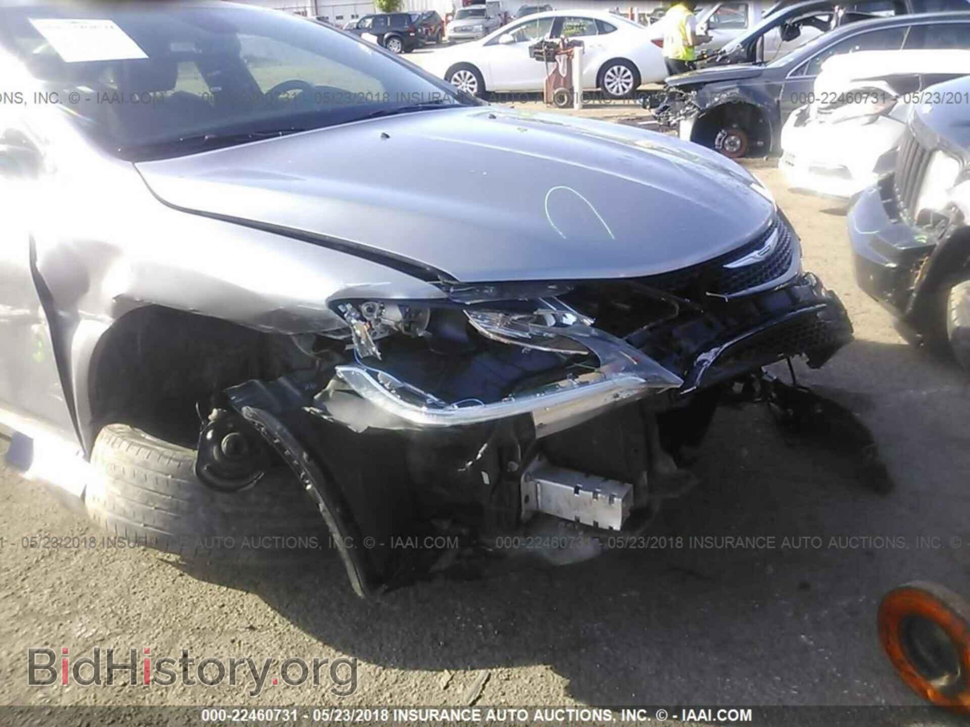 2015 Chrysler 200 - VIN: 1C3CCCBG1FN727745 - Photo 6