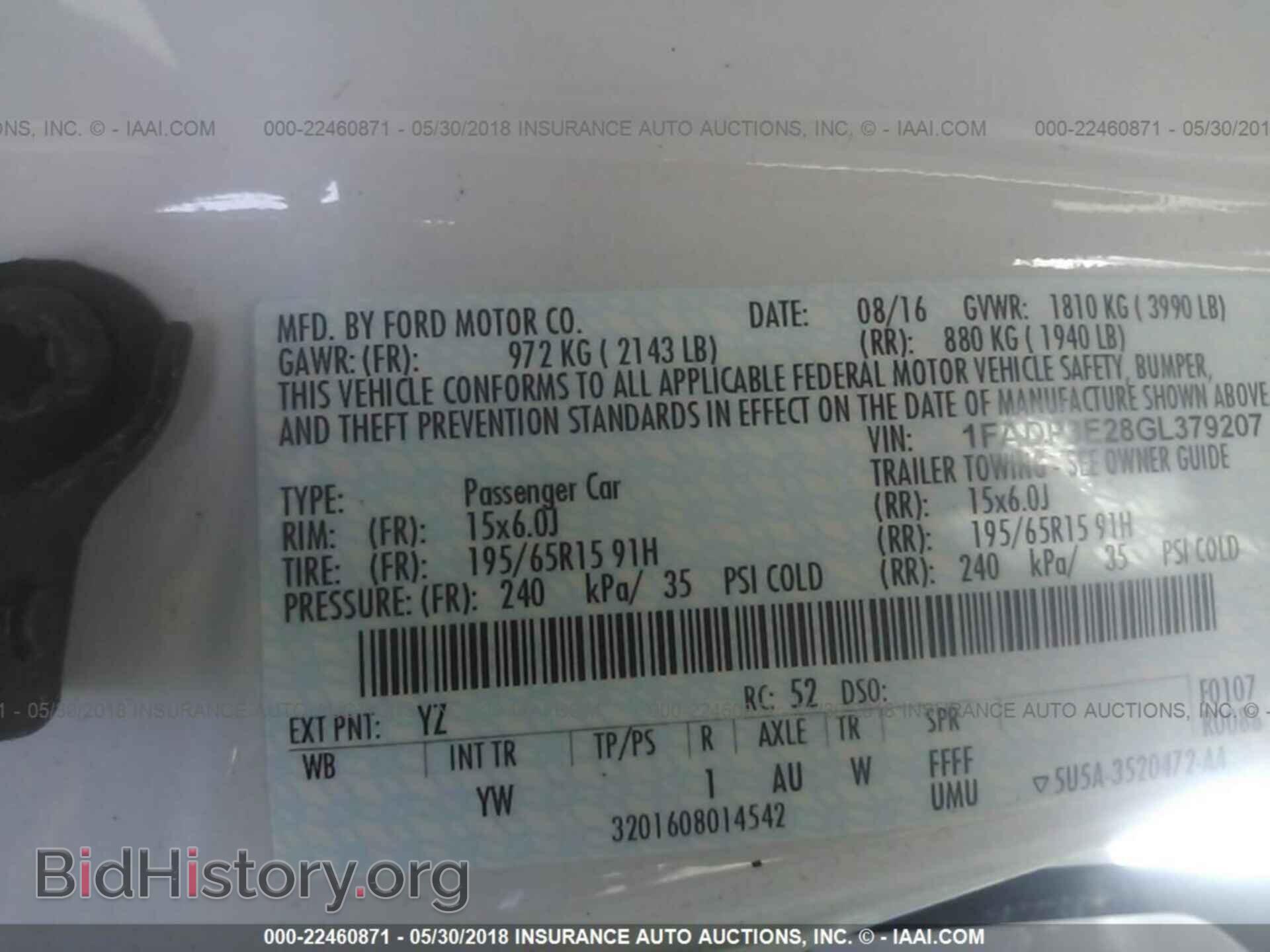 2016 Ford Focus - VIN: 1FADP3E28GL379207 - Photo 9