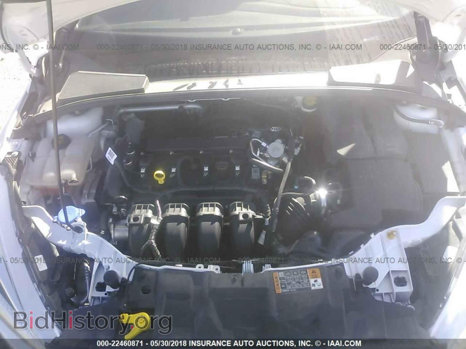 2016 Ford Focus - VIN: 1FADP3E28GL379207 - Photo 10