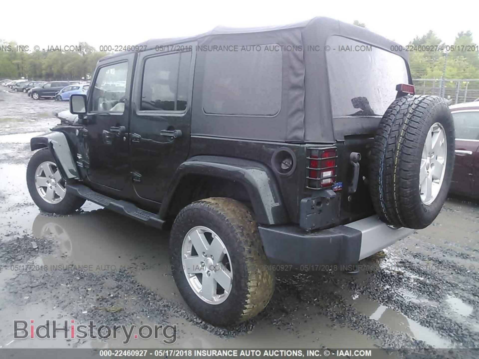 2011 Jeep Wrangler - VIN: 1J4HA5H19BL598675 - Фото 3