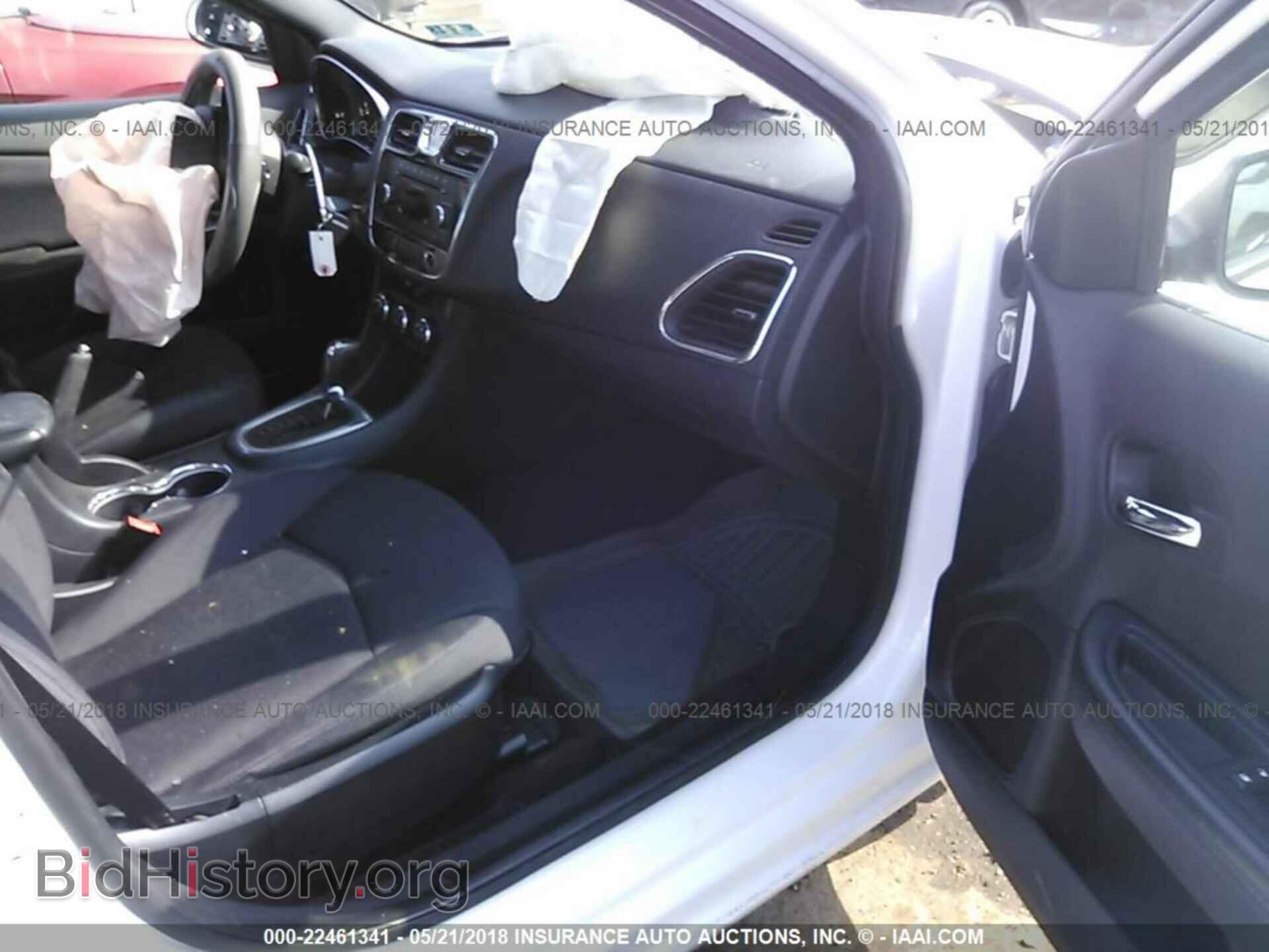 2012 Chrysler 200 - VIN: 1C3CCBAB6CN274105 - Фото 5