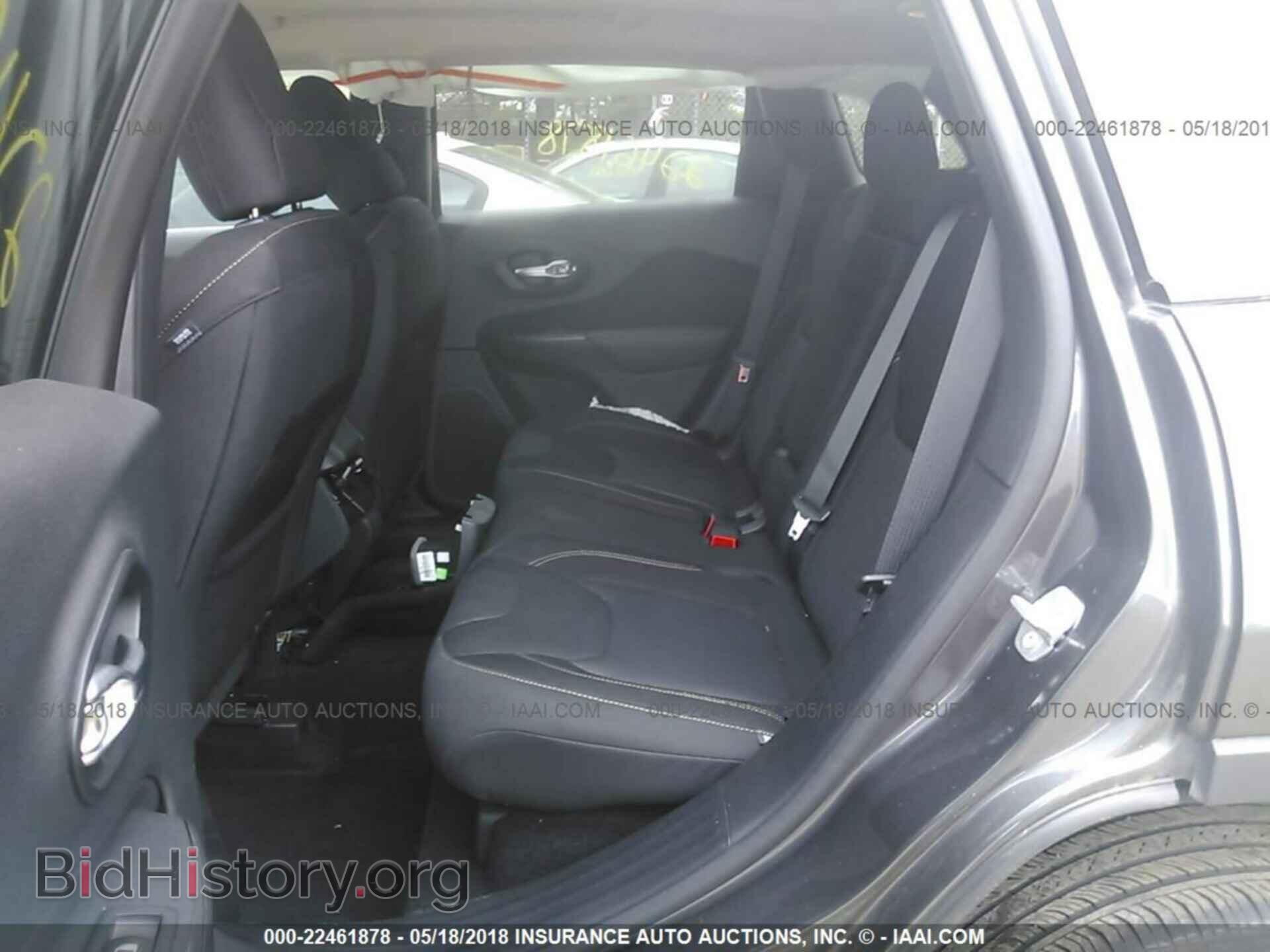 2015 Jeep Cherokee - VIN: 1C4PJMCS2FW792514 - Фото 8