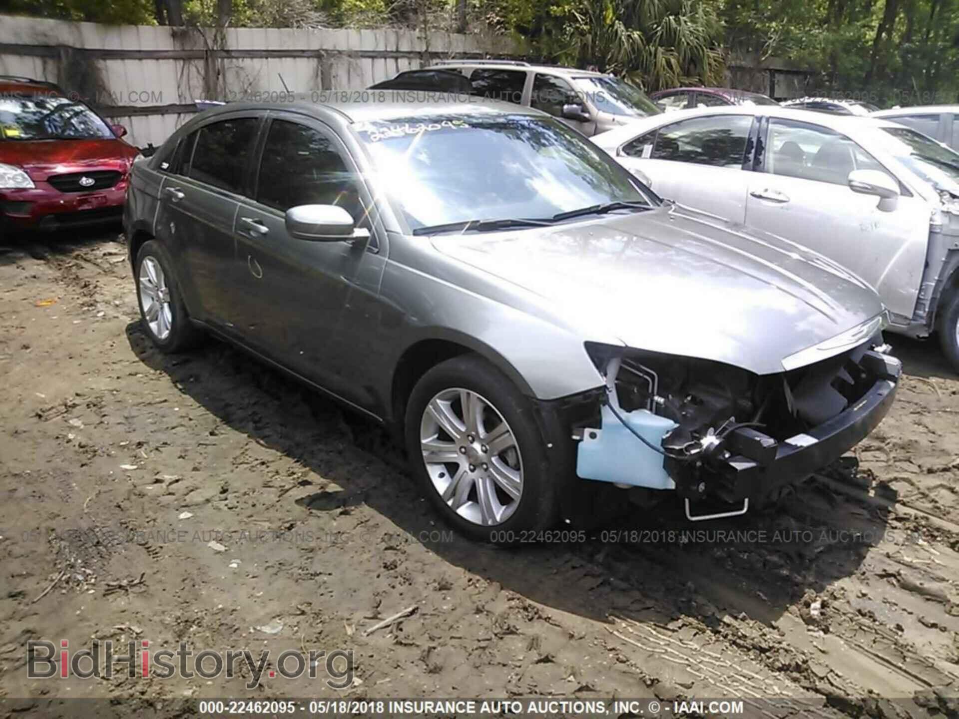 Photo 1C3CCBAB5DN639942 - Chrysler 200 2013