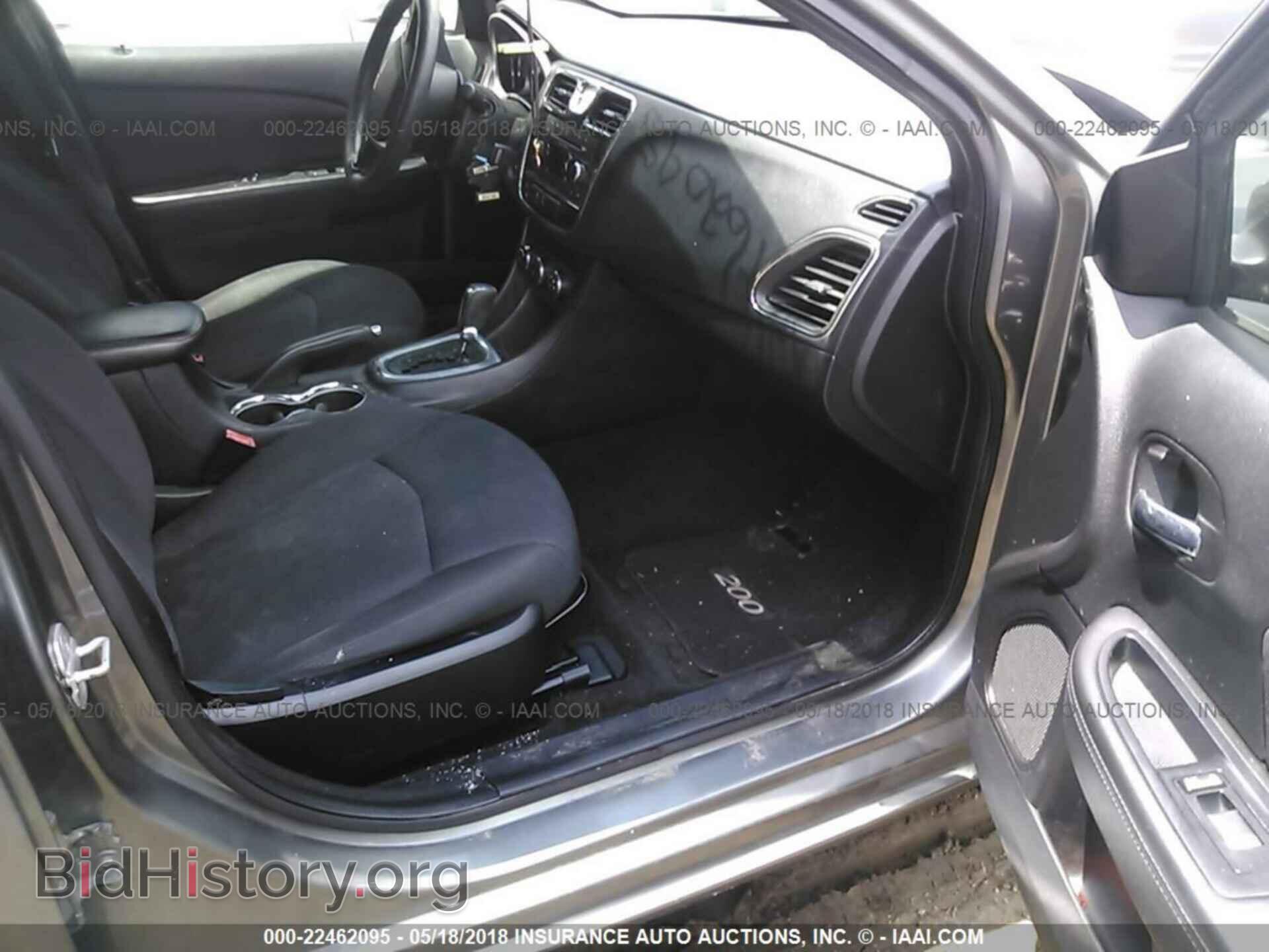 2013 Chrysler 200 - VIN: 1C3CCBAB5DN639942 - Photo 5