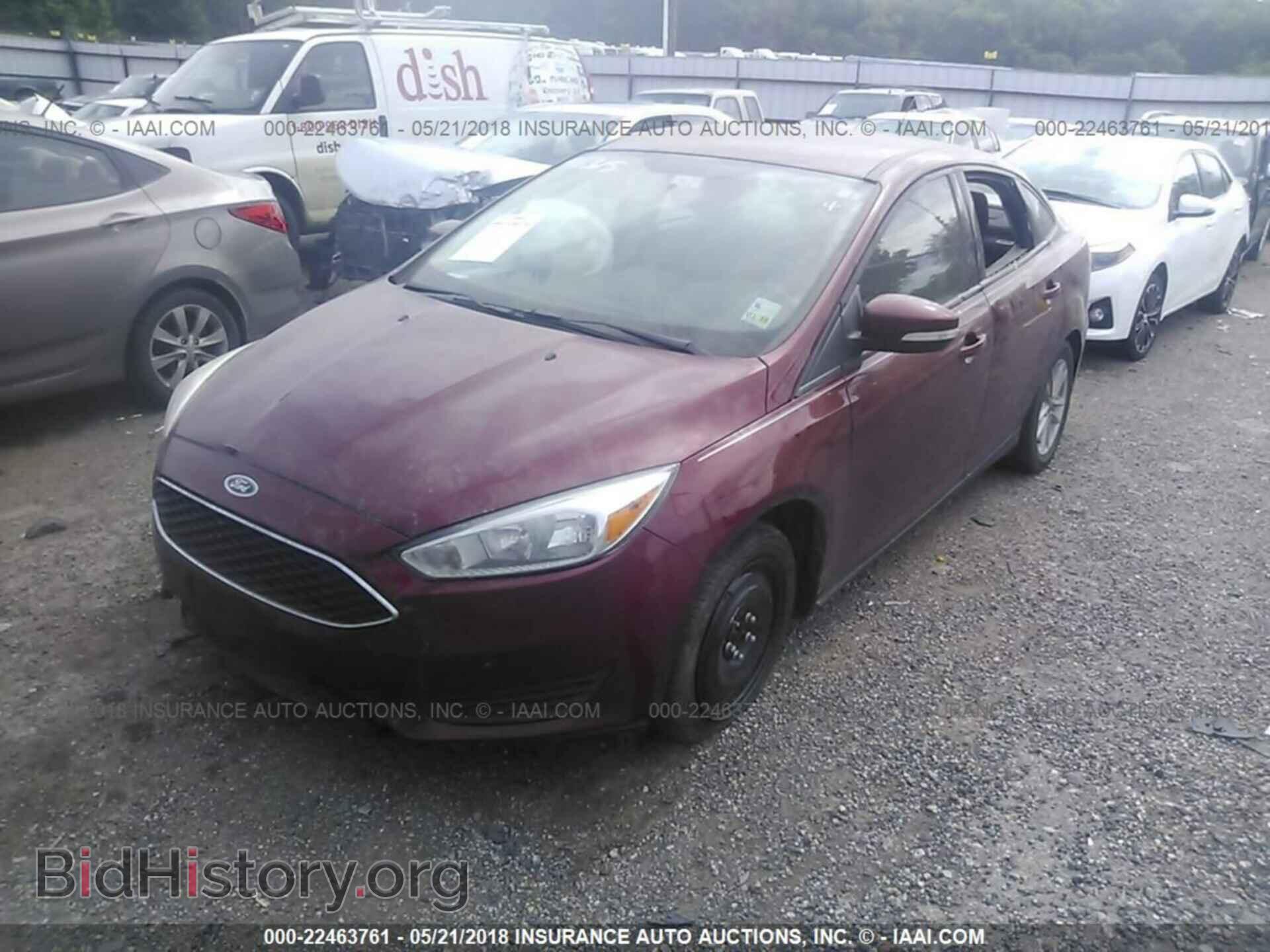 2015 Ford Focus - VIN: 1FADP3F22FL233947 - Photo 2