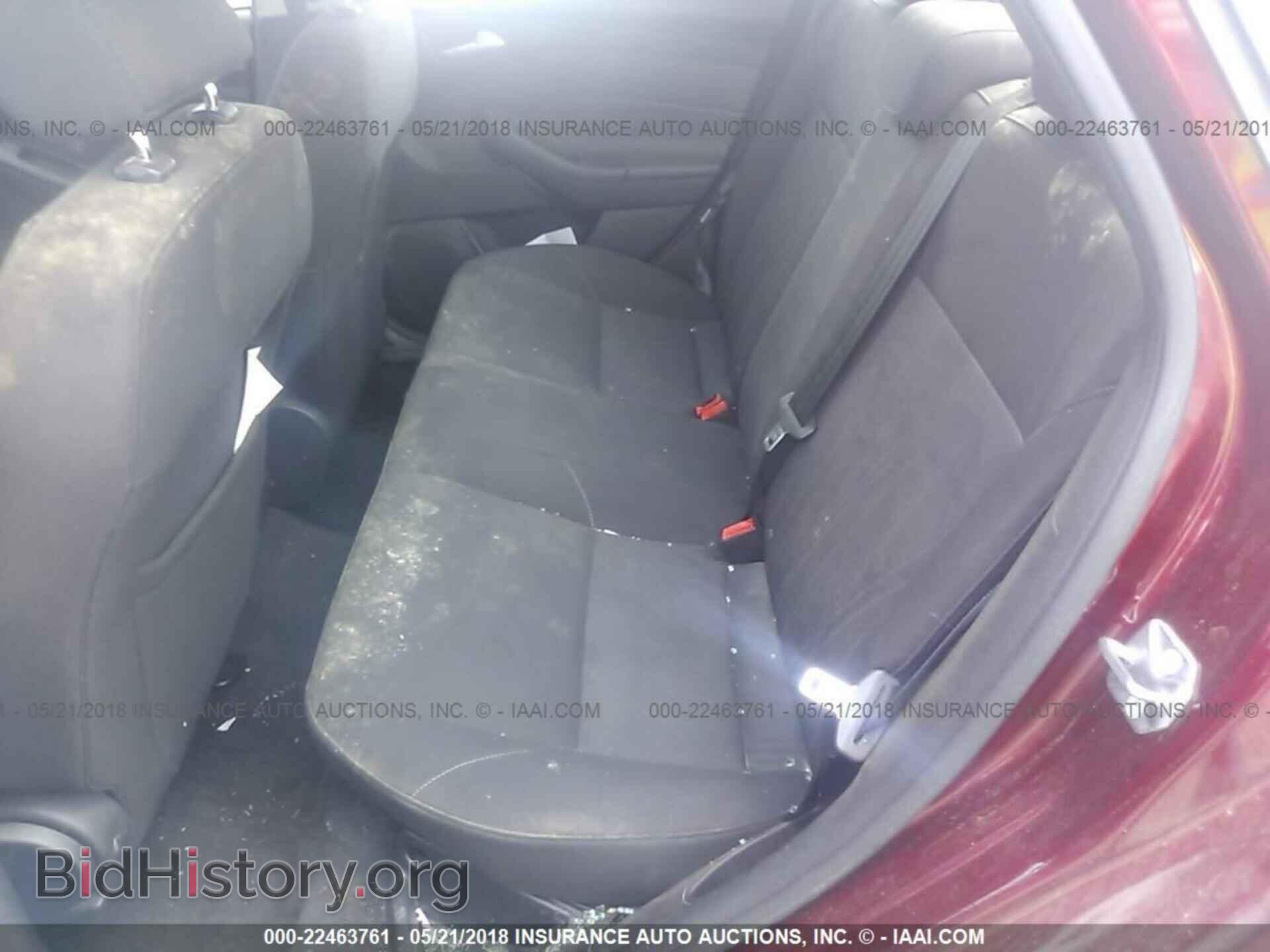 2015 Ford Focus - VIN: 1FADP3F22FL233947 - Photo 8