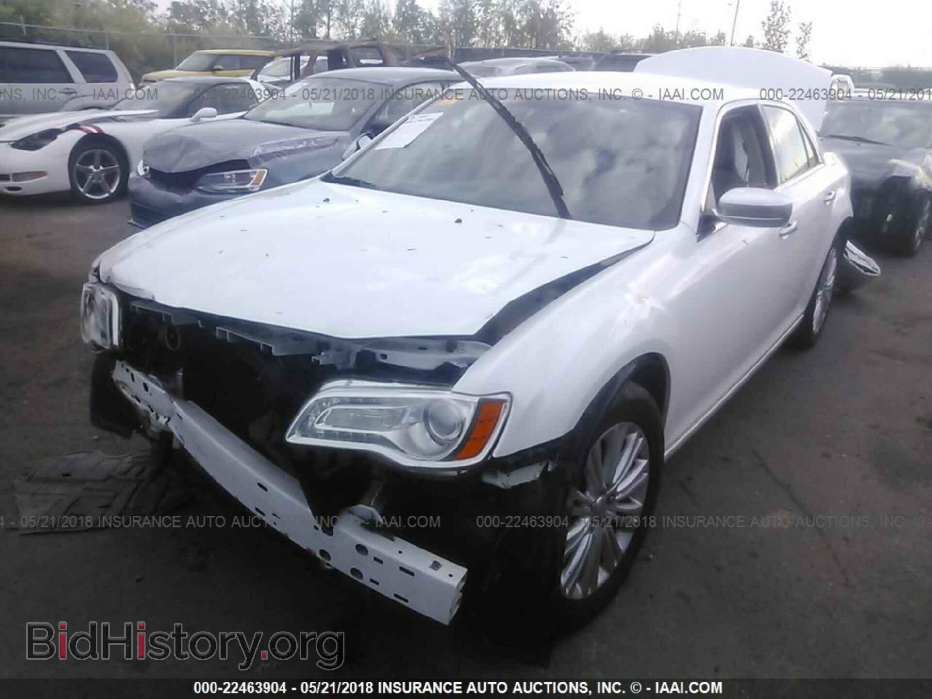 2013 Chrysler 300c - VIN: 2C3CCASG1DH538295 - Фото 2