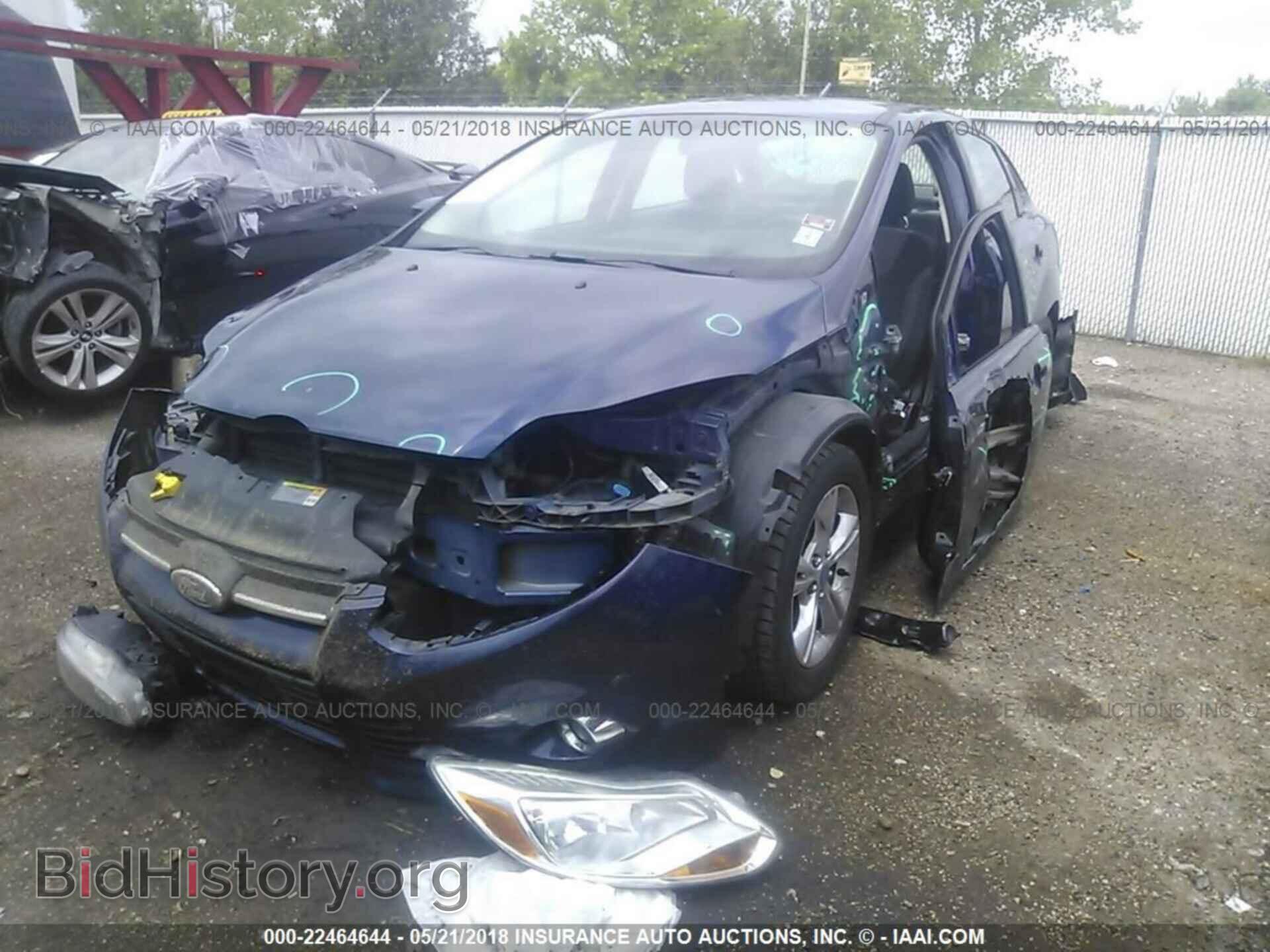 2012 Ford Focus - VIN: 1FAHP3F20CL125730 - Photo 2