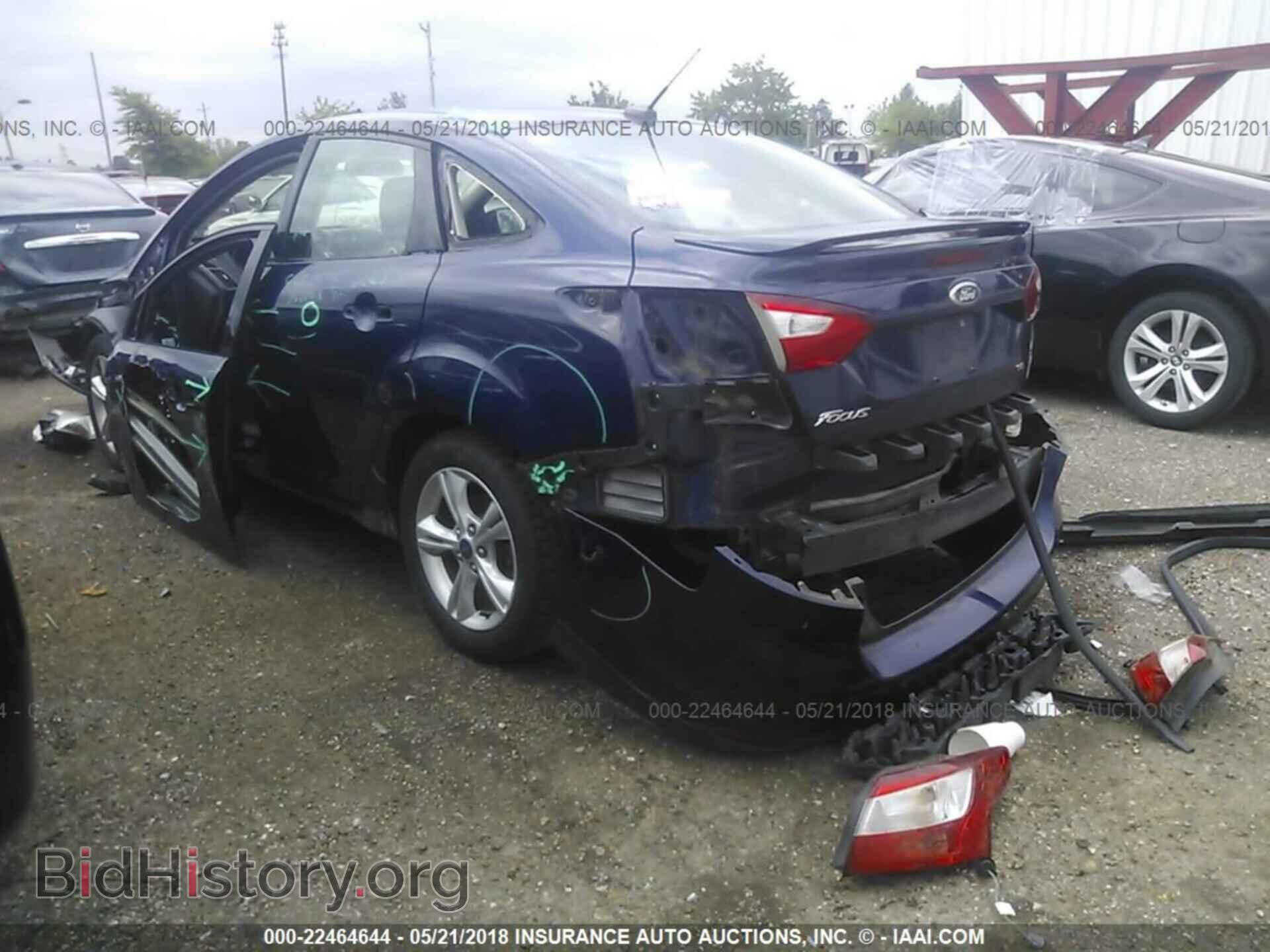 2012 Ford Focus - VIN: 1FAHP3F20CL125730 - Photo 3