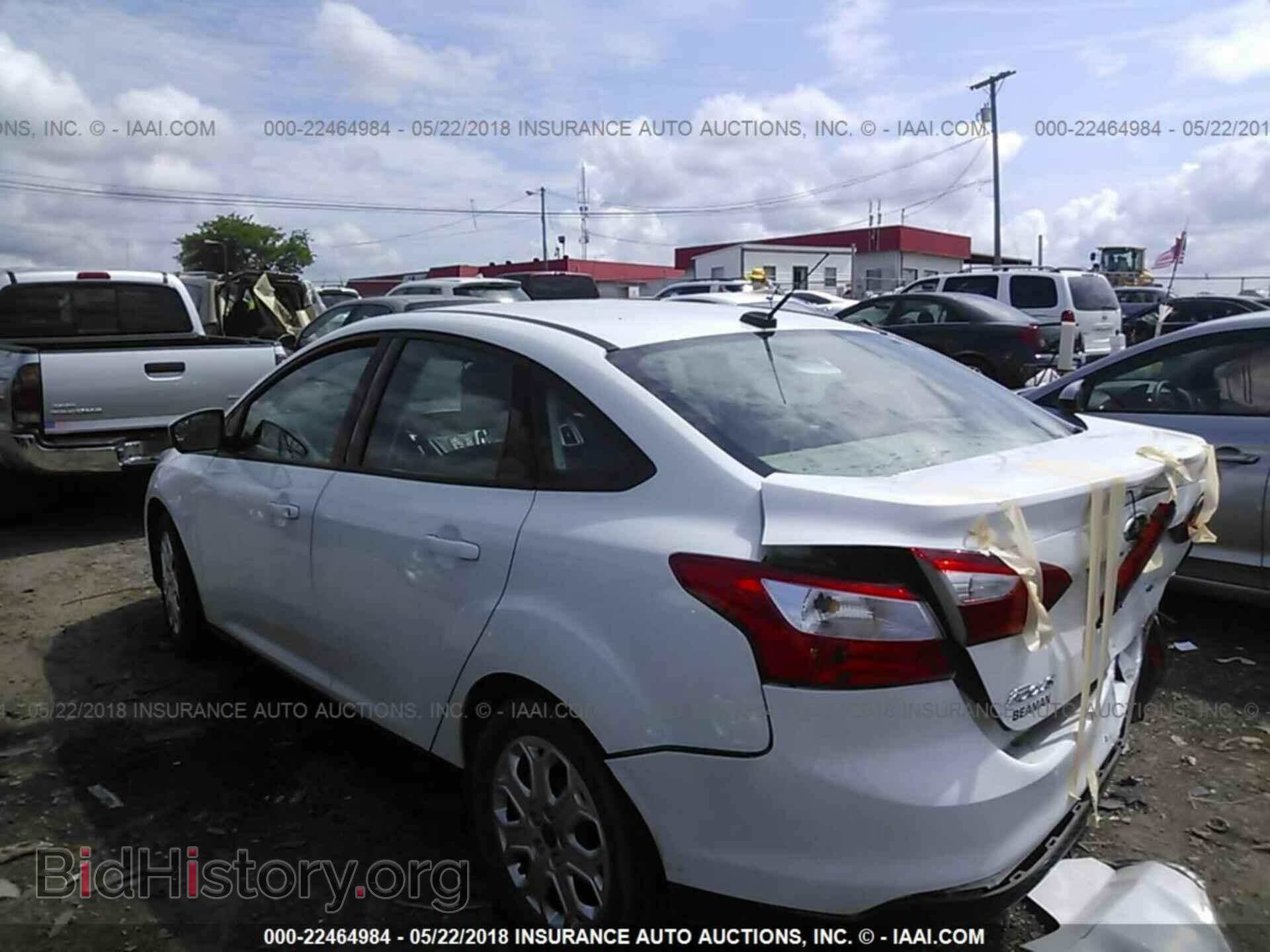 2012 Ford Focus - VIN: 1FAHP3F2XCL352603 - Photo 3