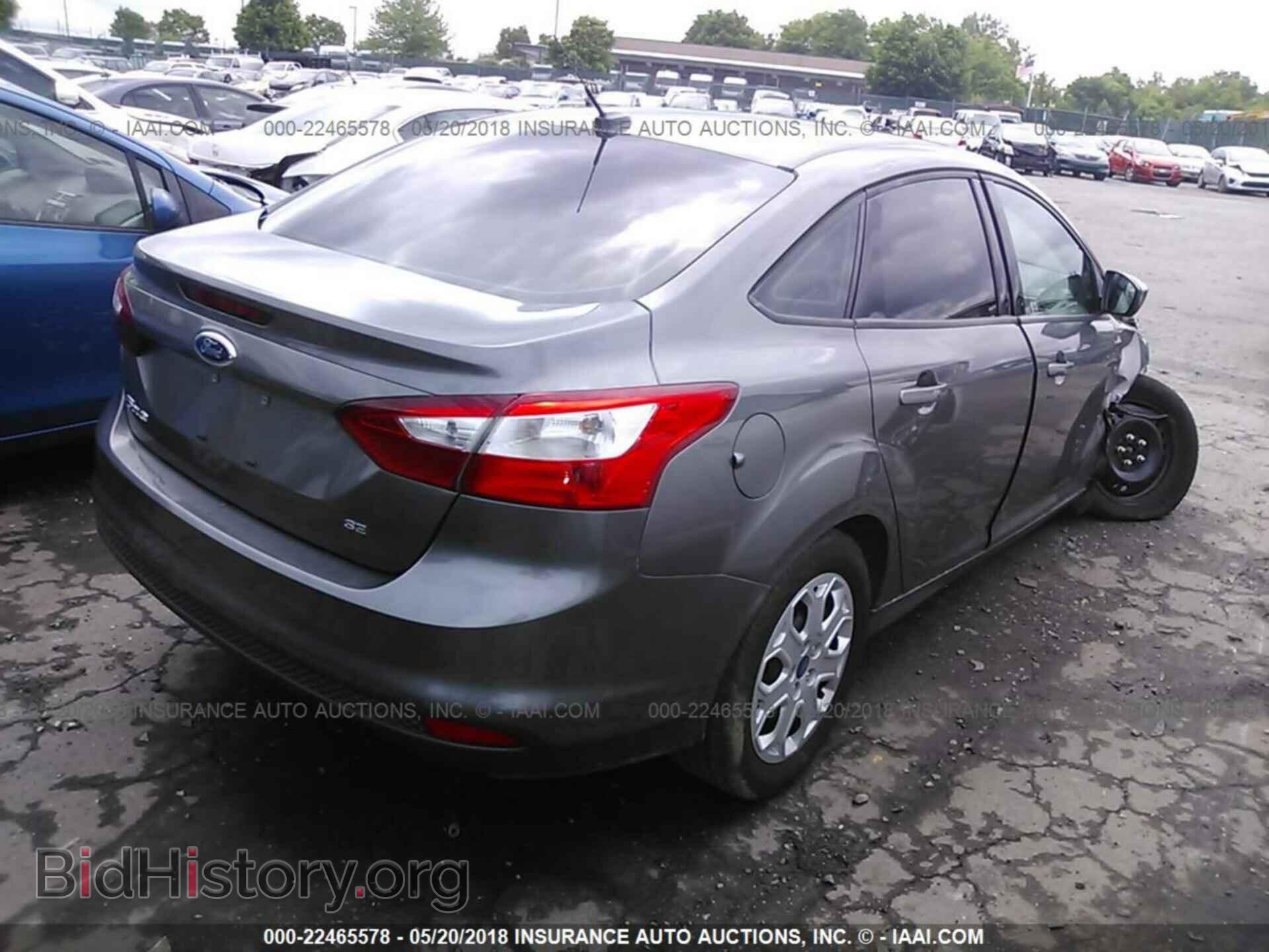 2012 Ford Focus - VIN: 1FAHP3F20CL291357 - Photo 4