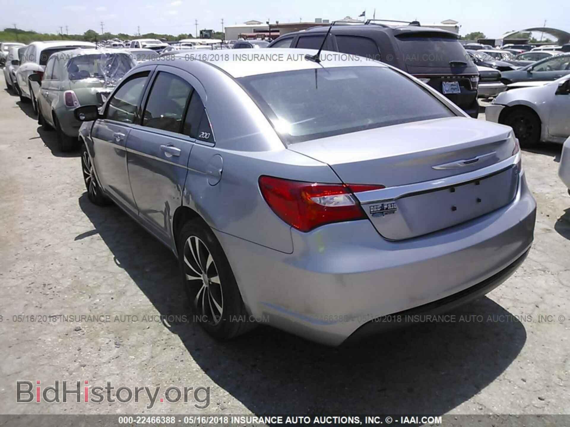 2013 Chrysler 200 - VIN: 1C3CCBBB1DN509879 - Фото 3