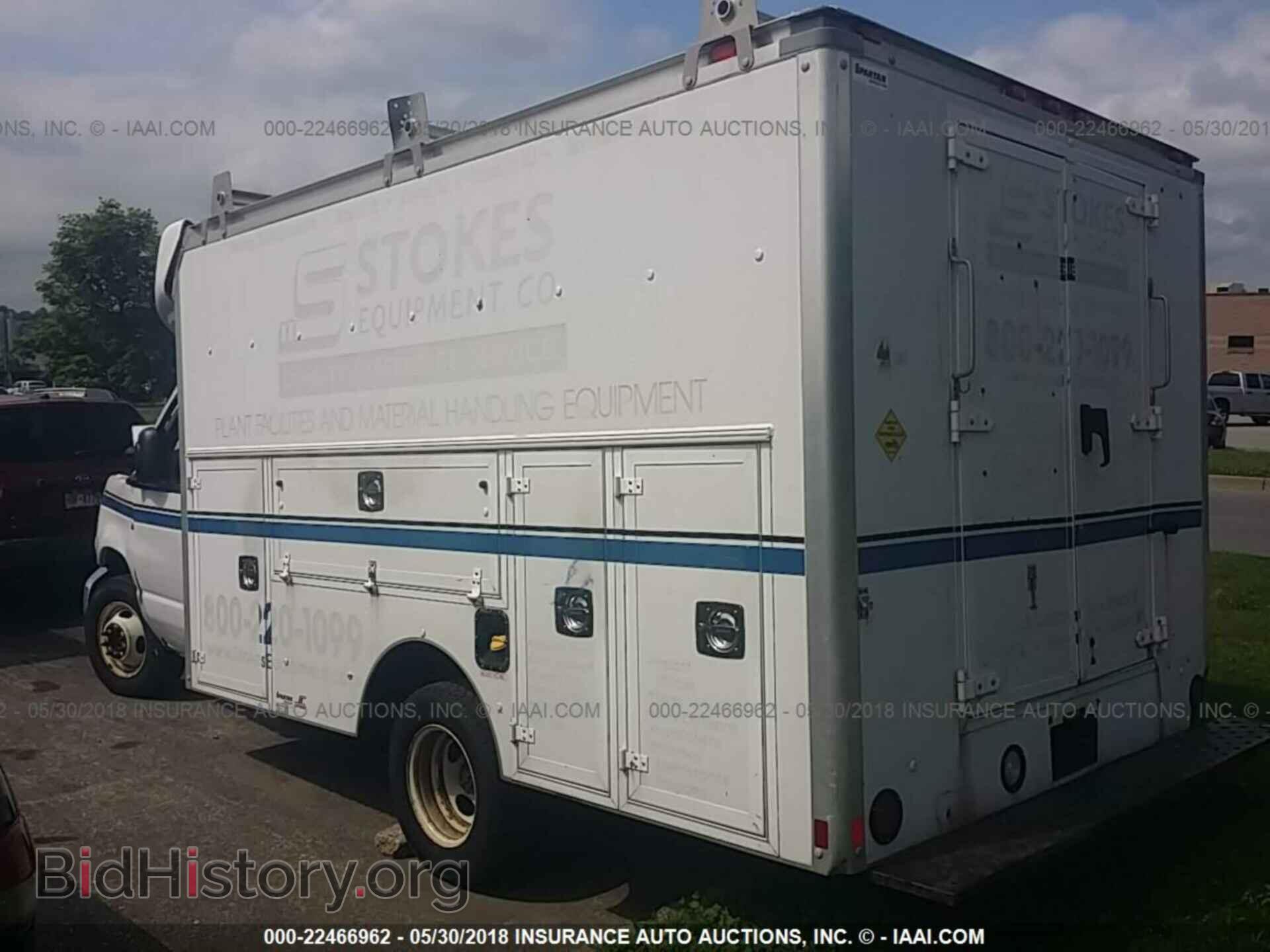 2013 Ford Econoline - VIN: 1FDWE3FL7DDA92832 - Фото 3