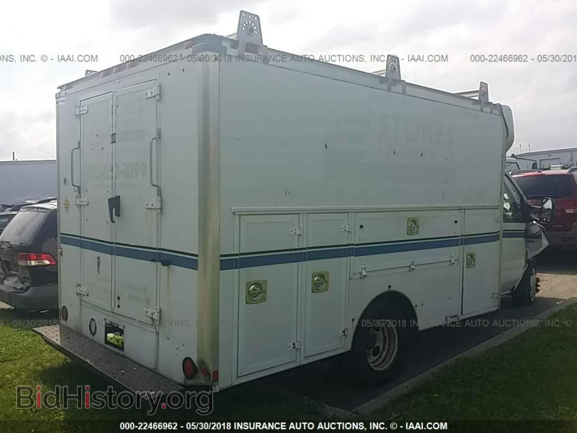 2013 Ford Econoline - VIN: 1FDWE3FL7DDA92832 - Фото 4
